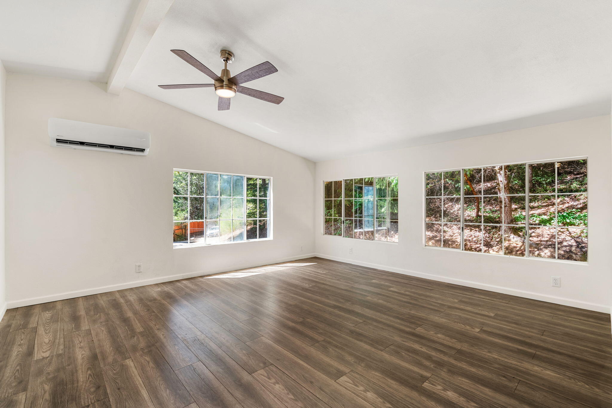 646 Sequoia Road