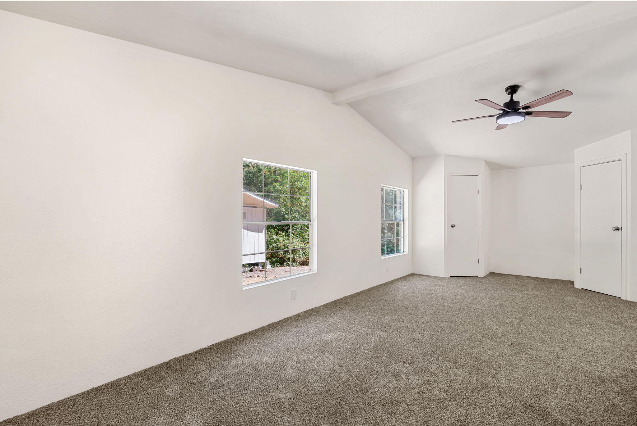 646 Sequoia Road