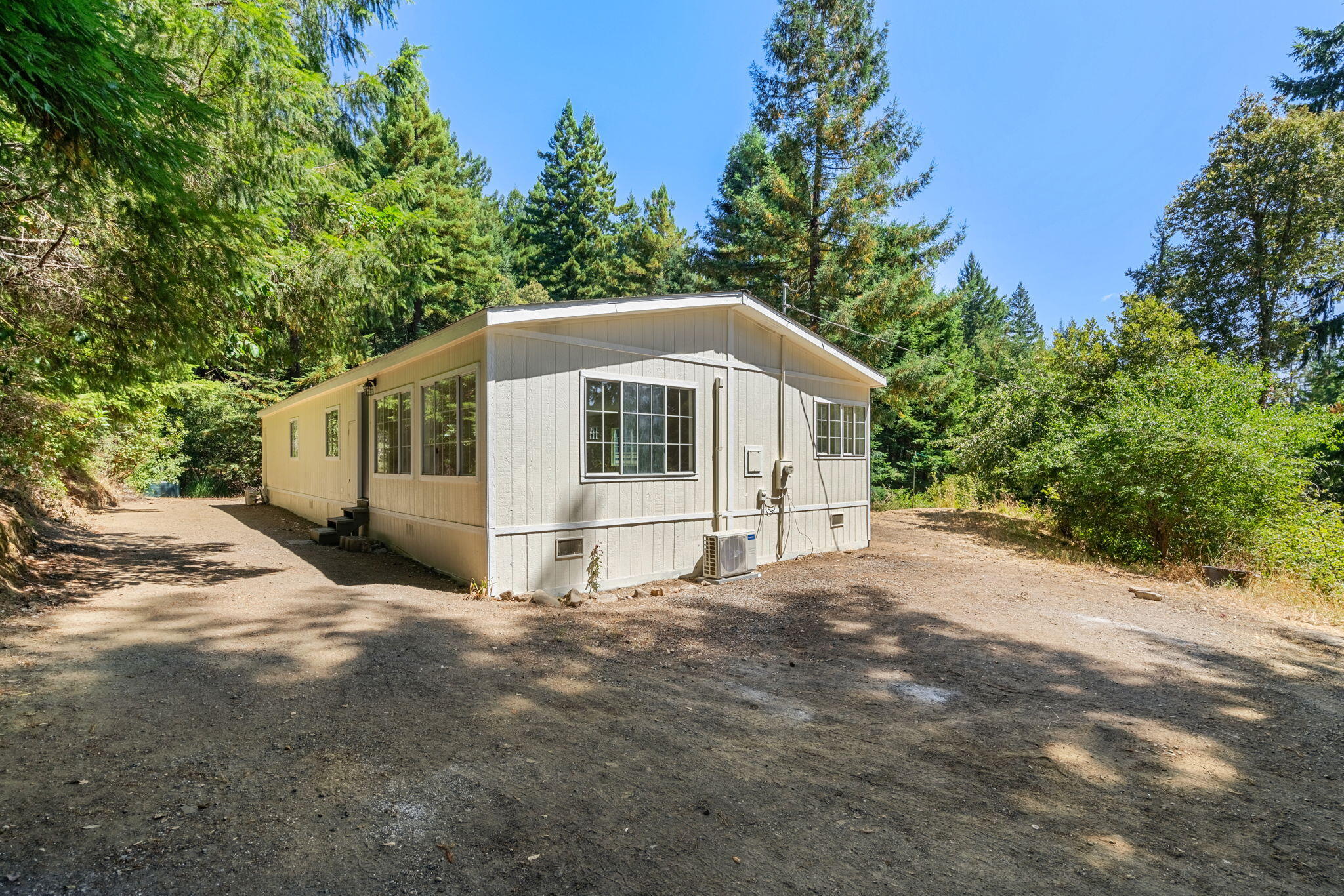 646 Sequoia Road