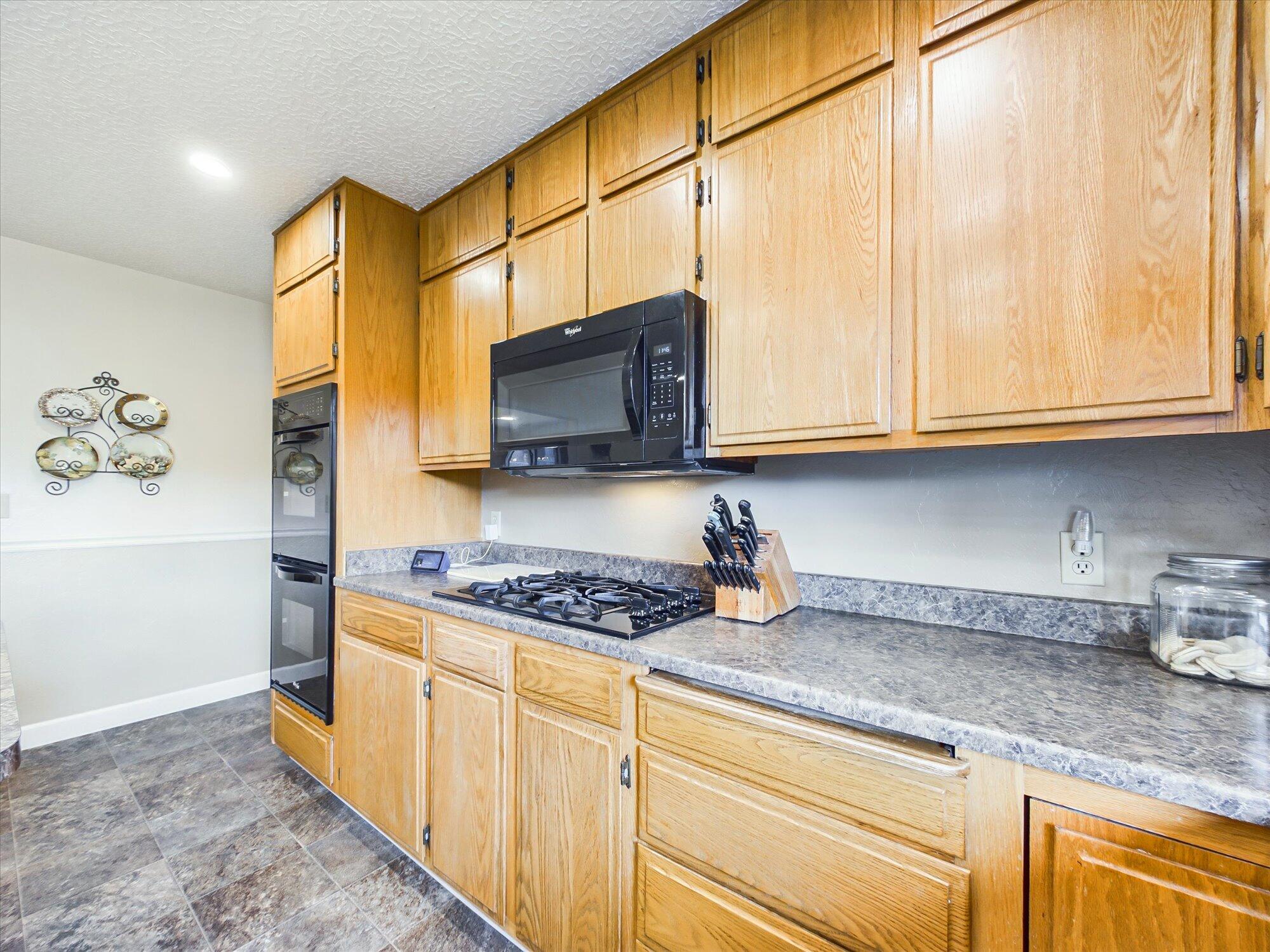 6001 Mckenny Lane