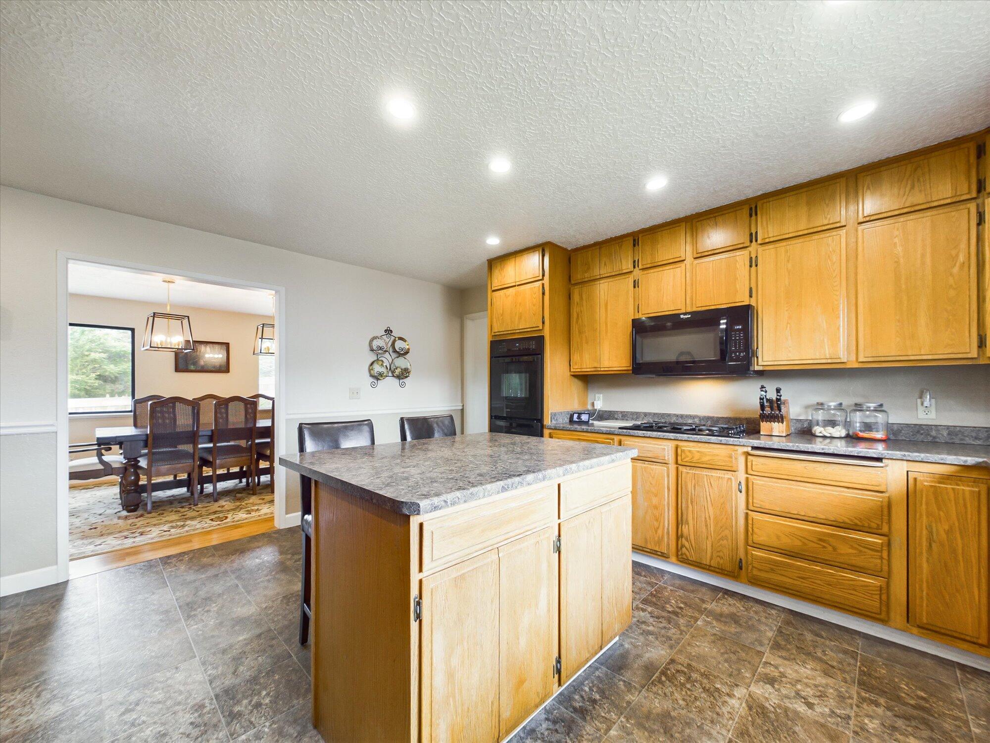 6001 Mckenny Lane