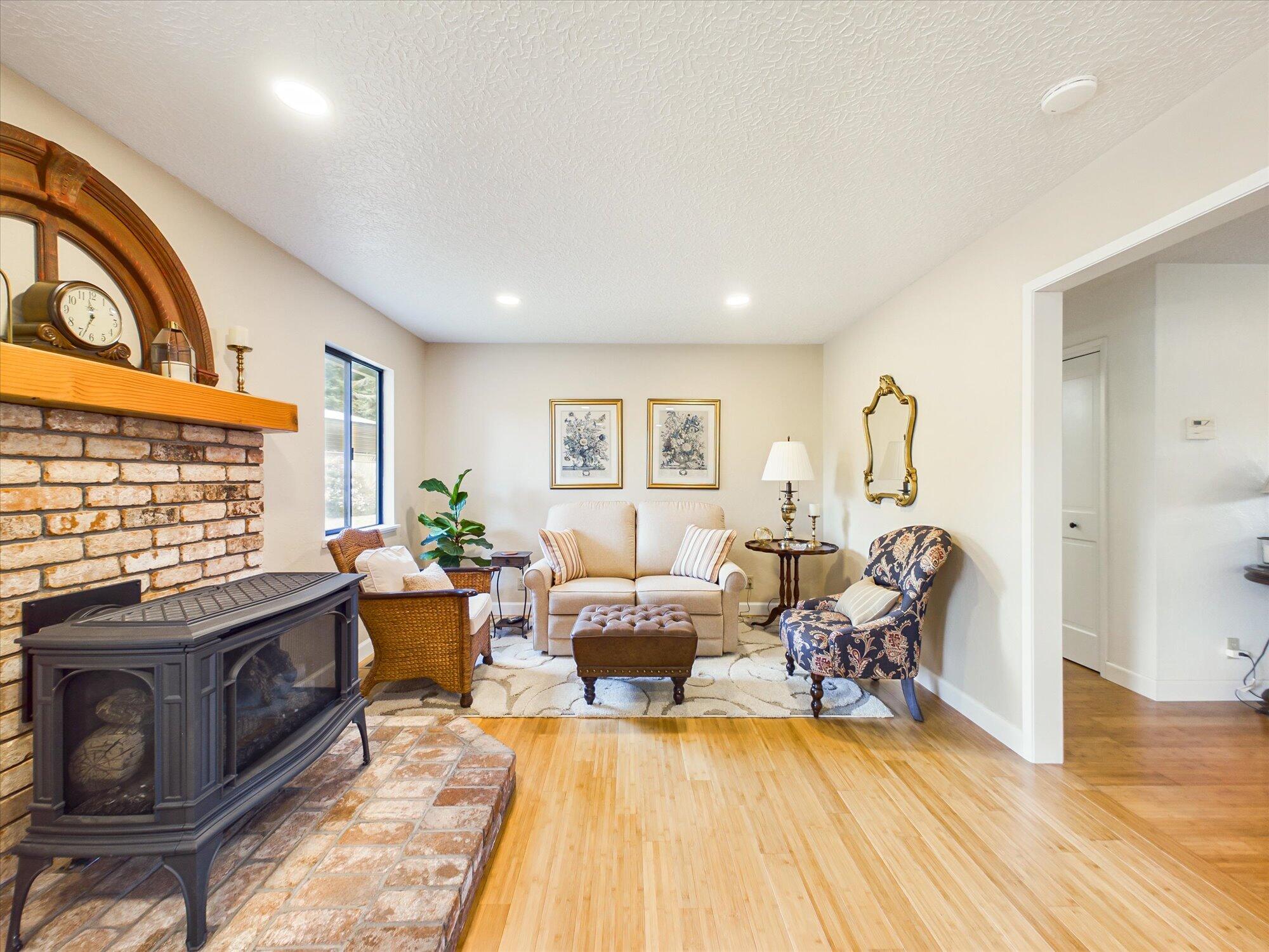6001 Mckenny Lane