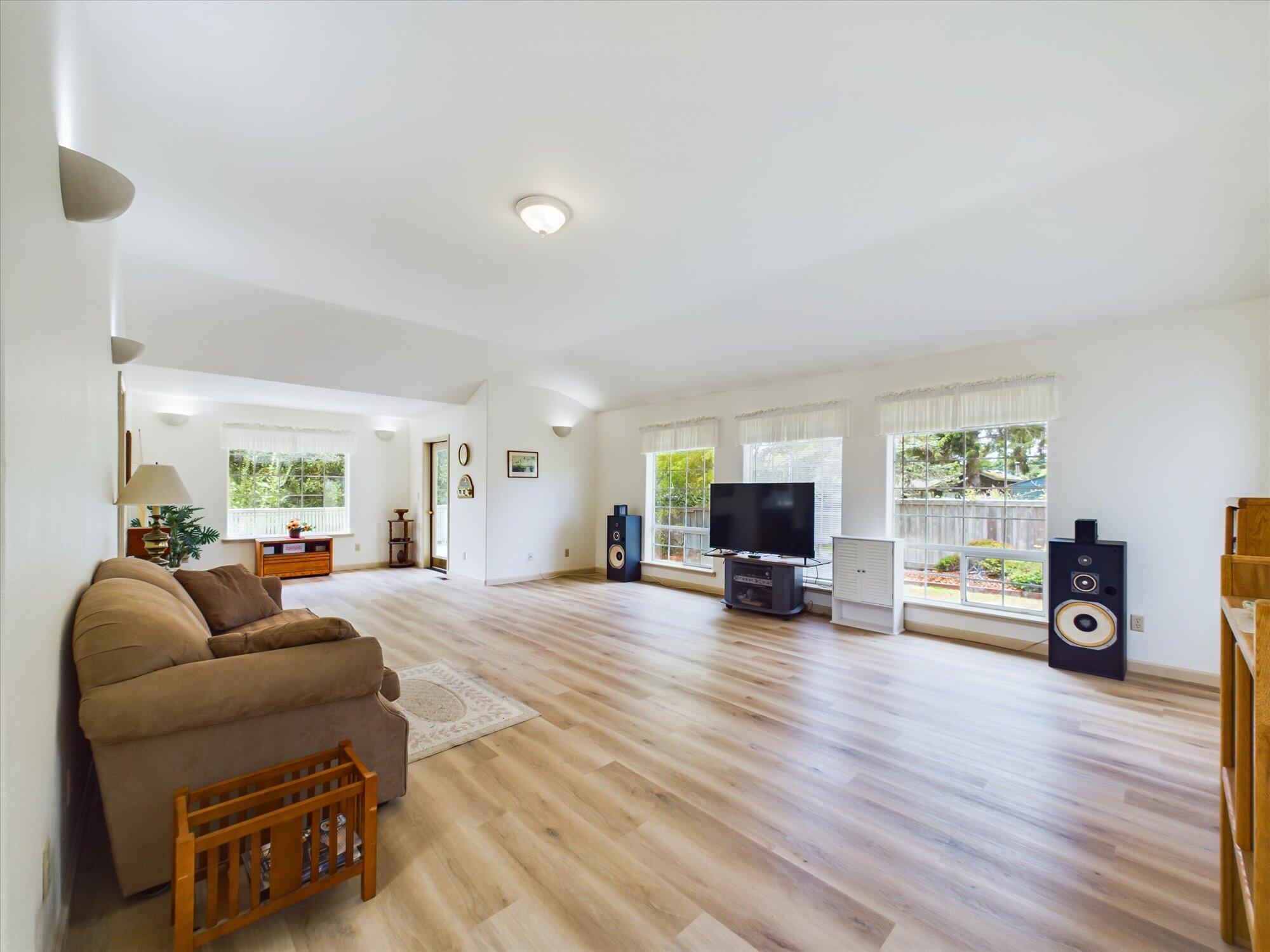 2150 Lexington Court, McKinleyville