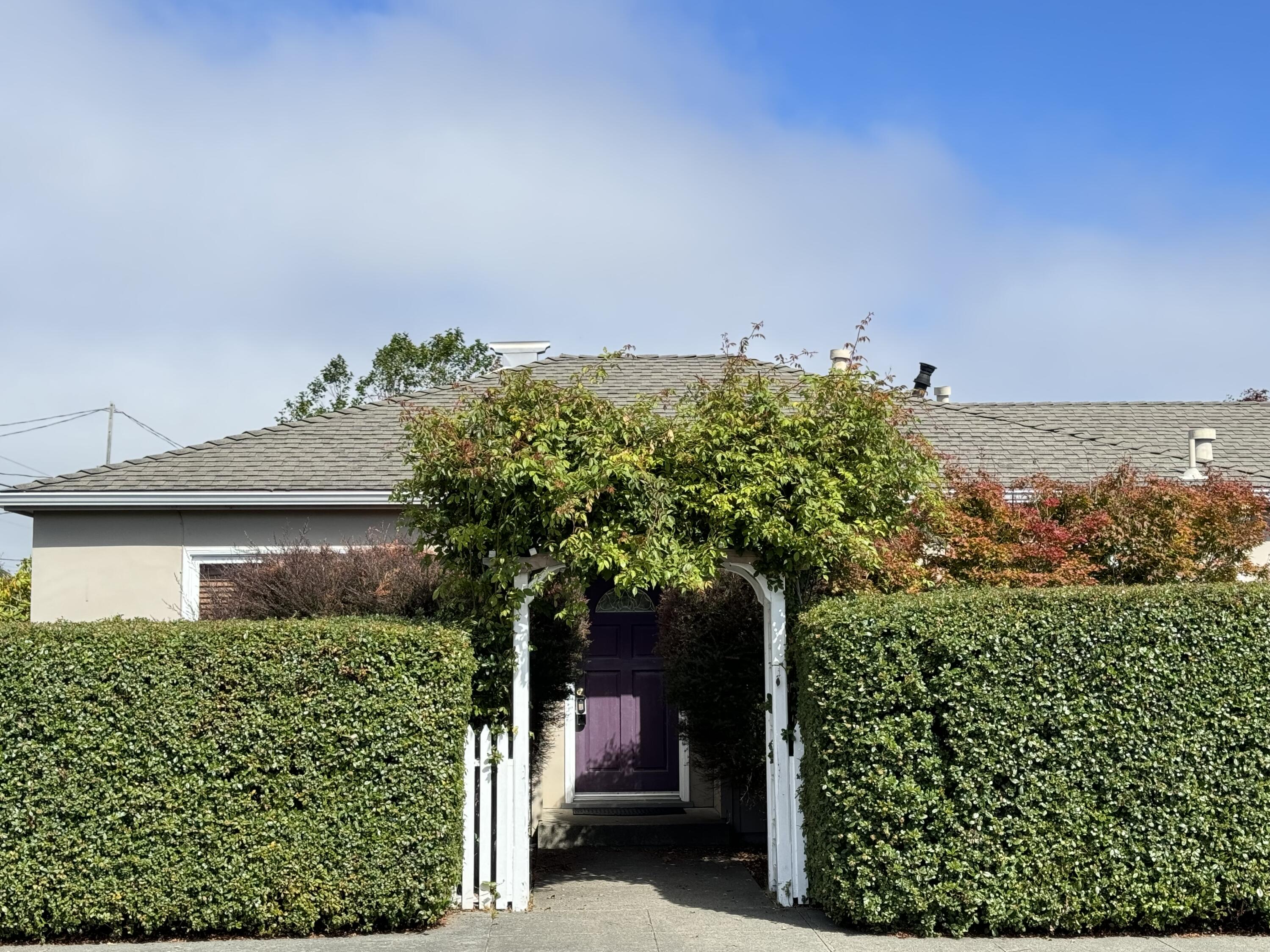 605 Humboldt Street
