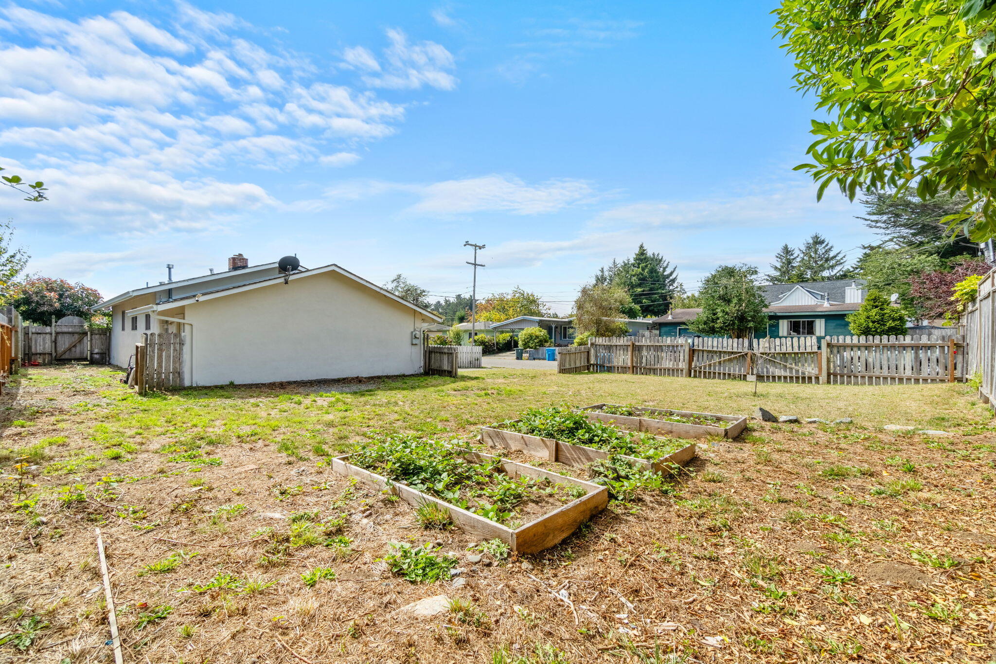 7177 David Avenue