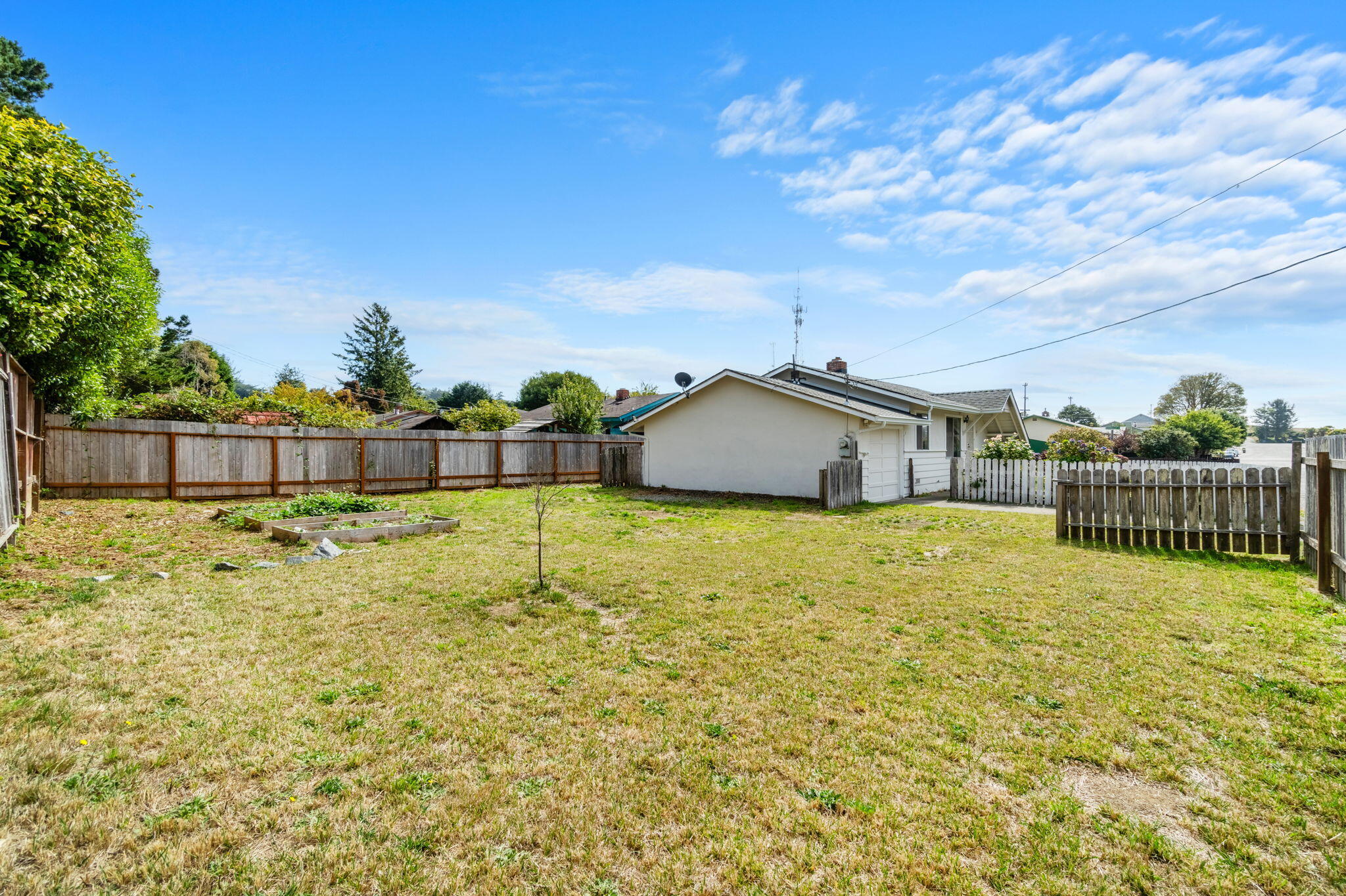 7177 David Avenue