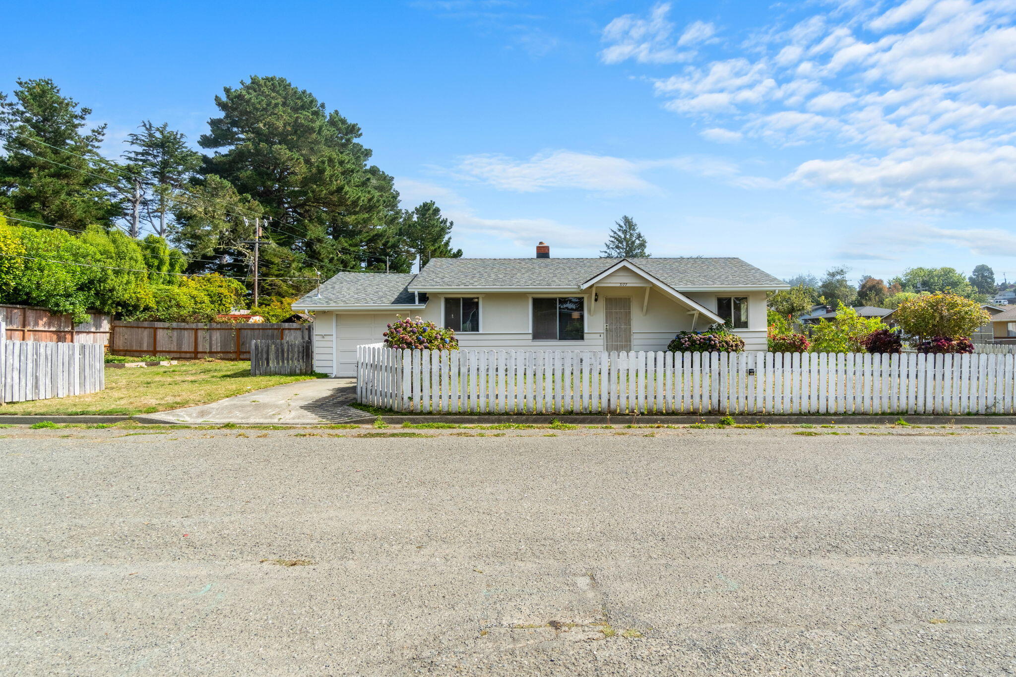 7177 David Avenue