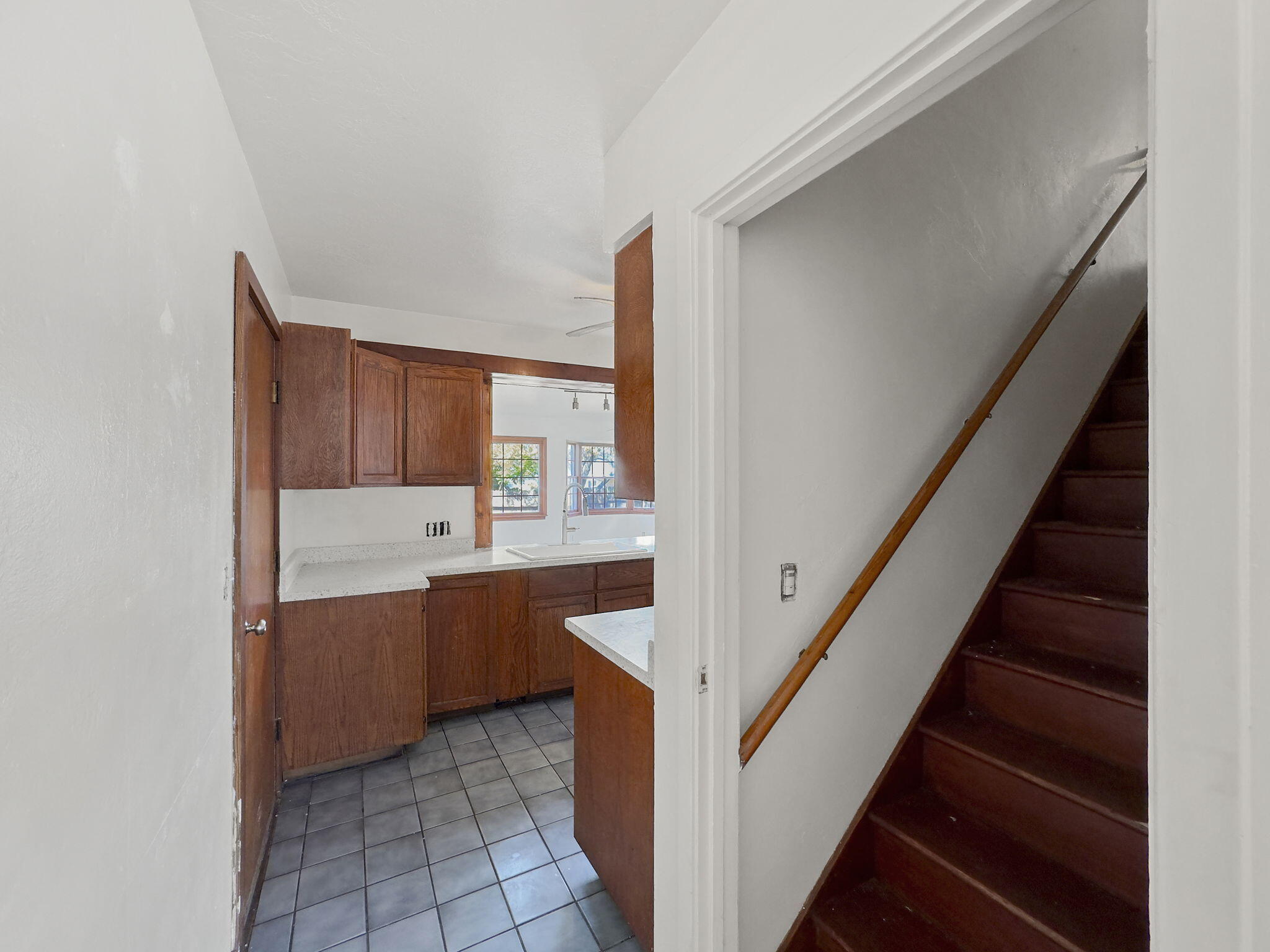 1520 Mccullens Avenue