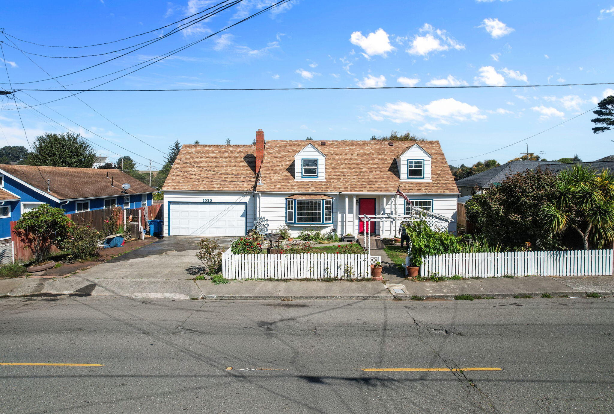 1520 Mccullens Avenue