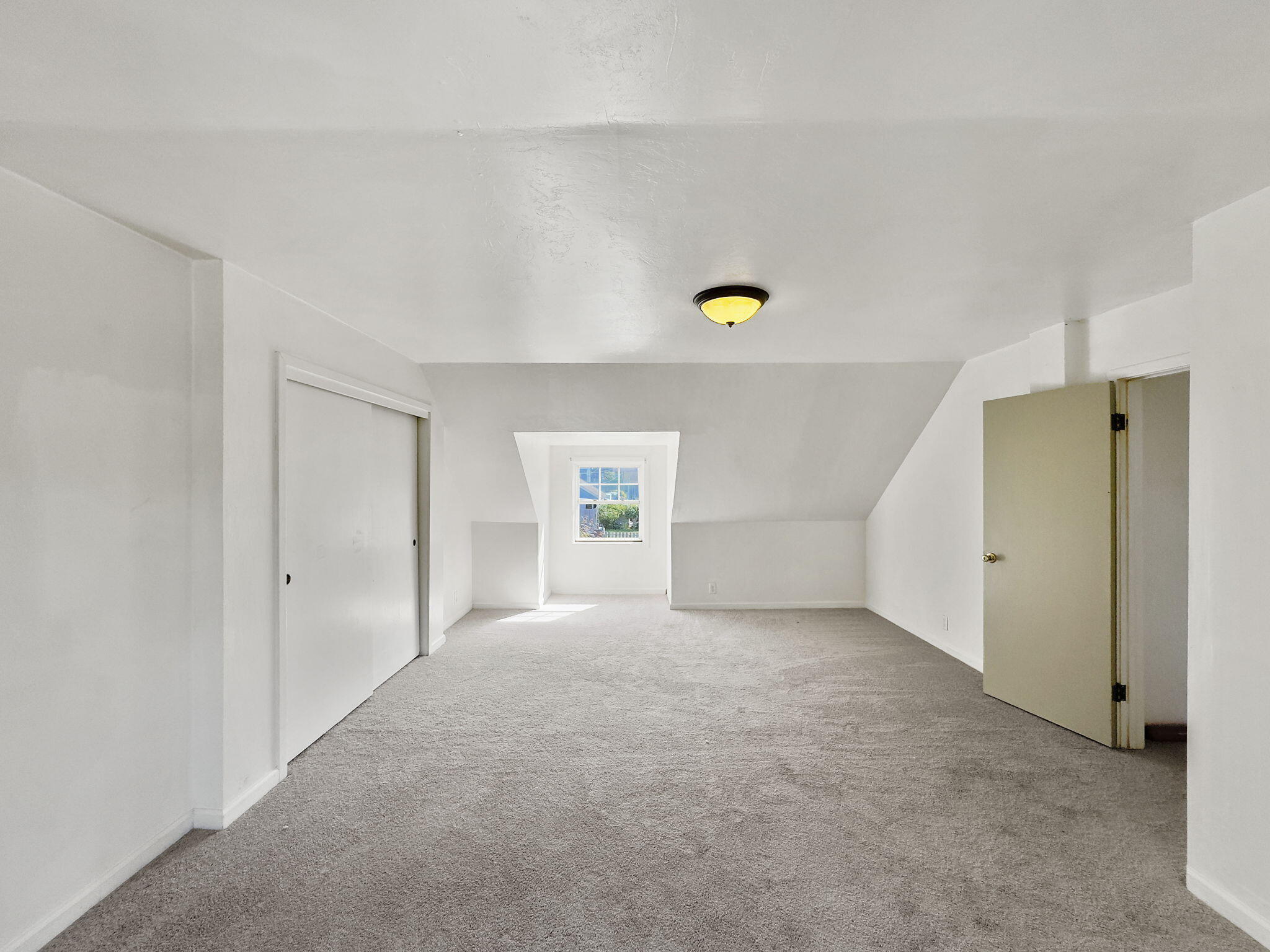 1520 Mccullens Avenue