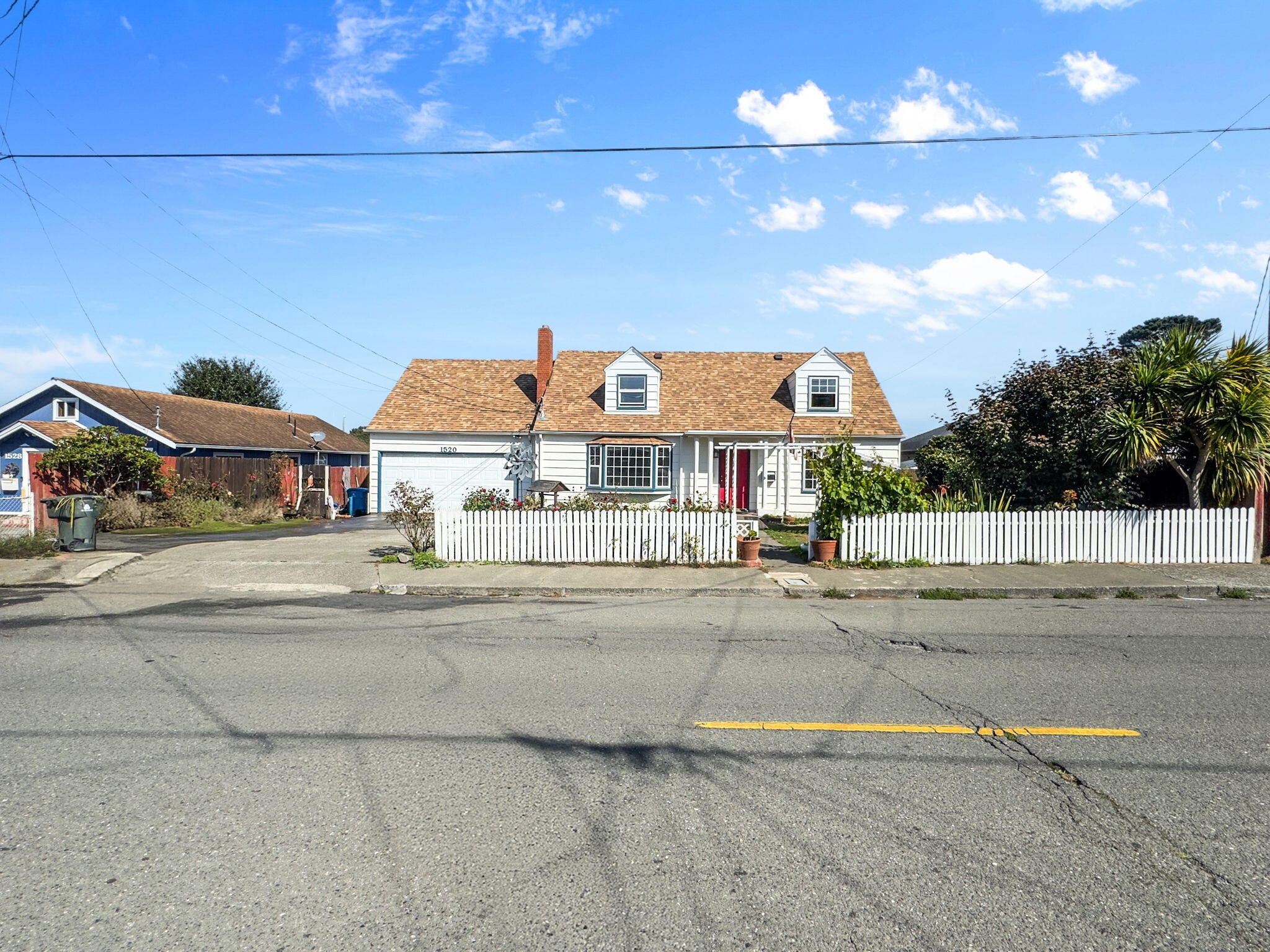 1520 Mccullens Avenue