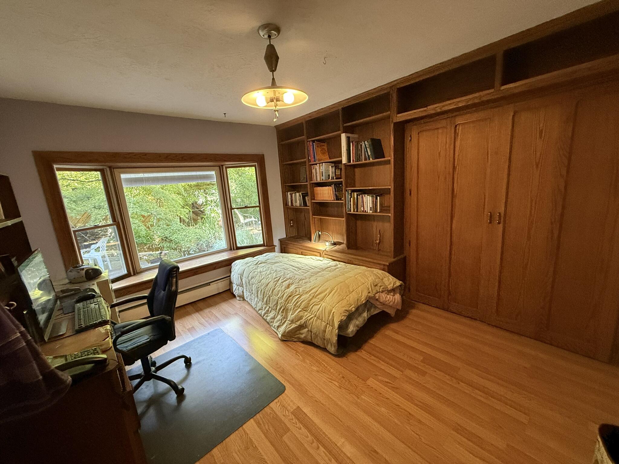 75 River Road