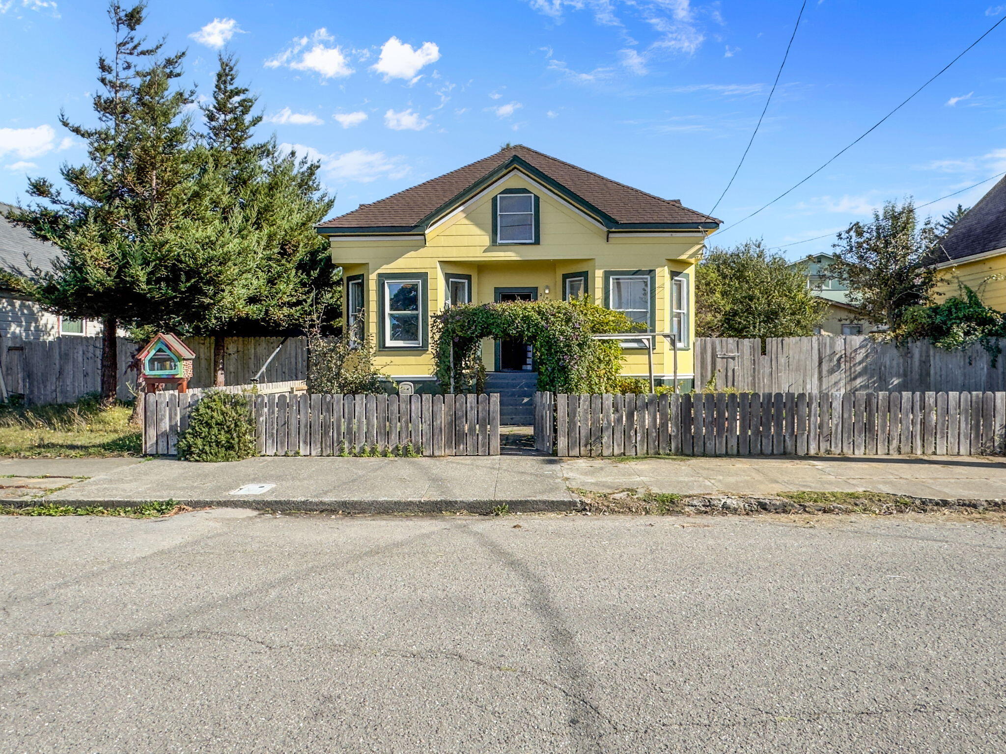 2153 Albee Street
