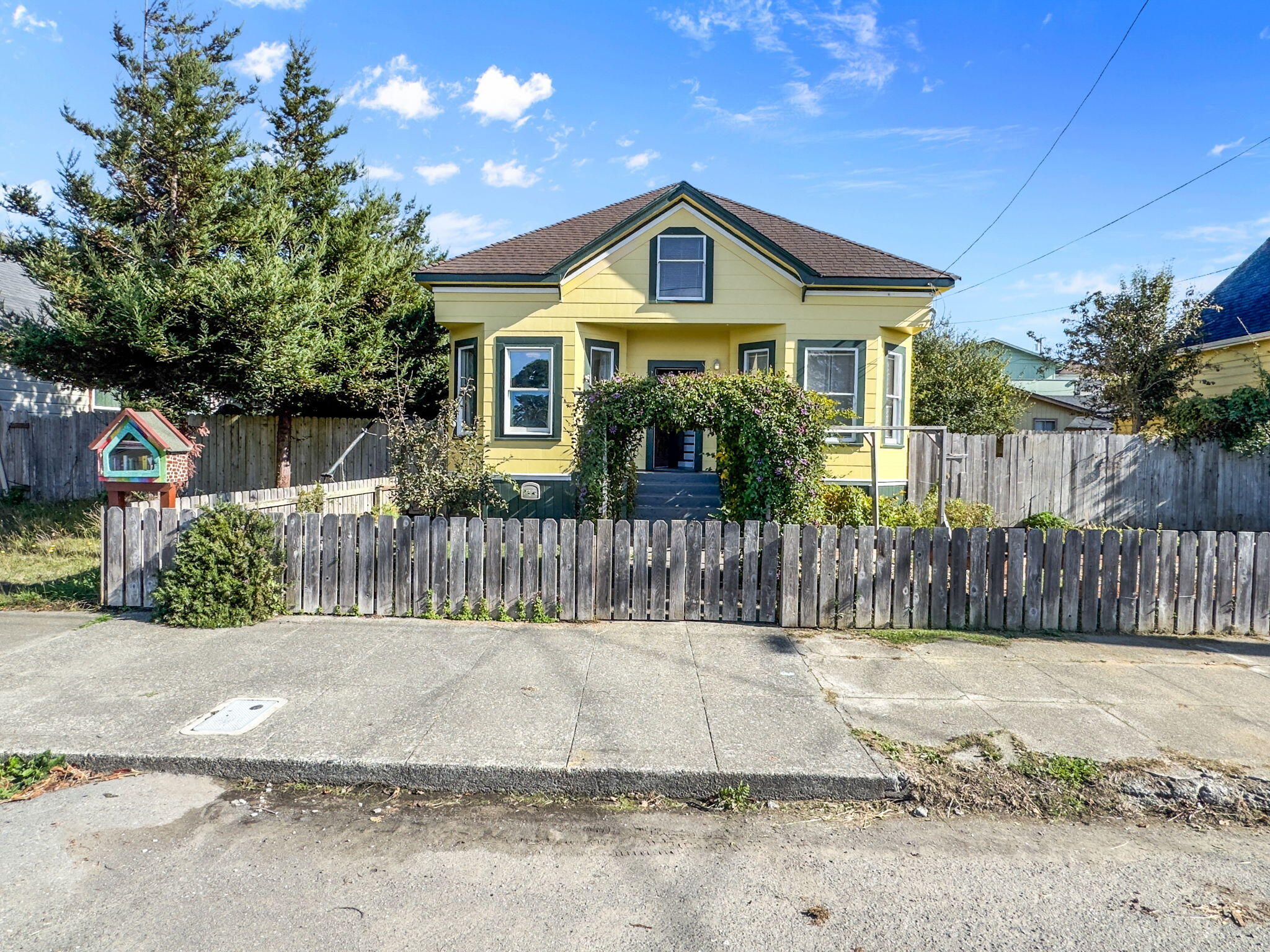 2153 Albee Street