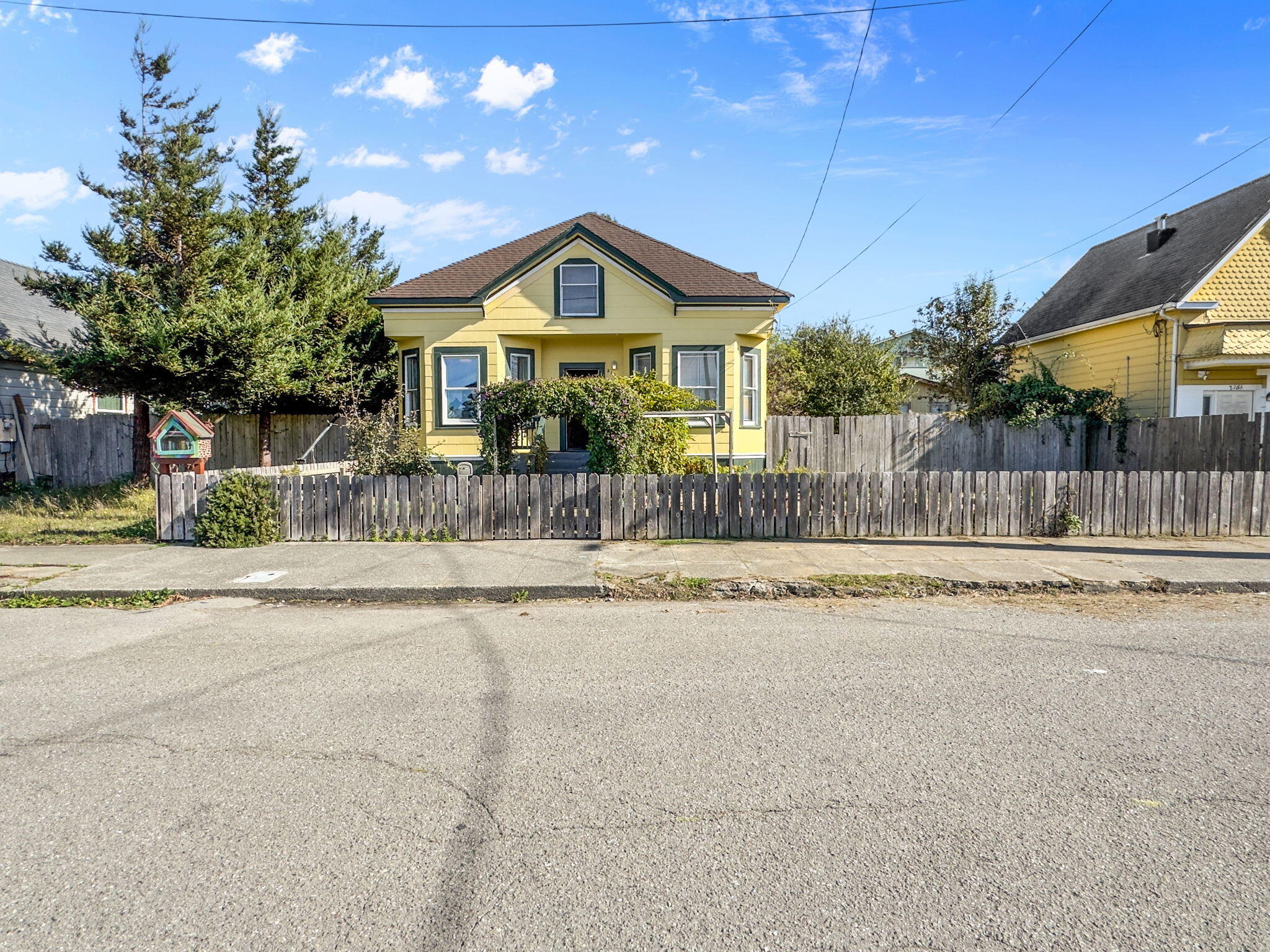 2153 Albee Street