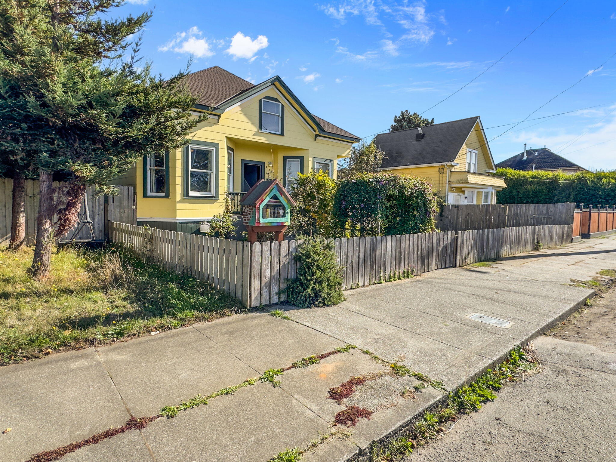 2153 Albee Street