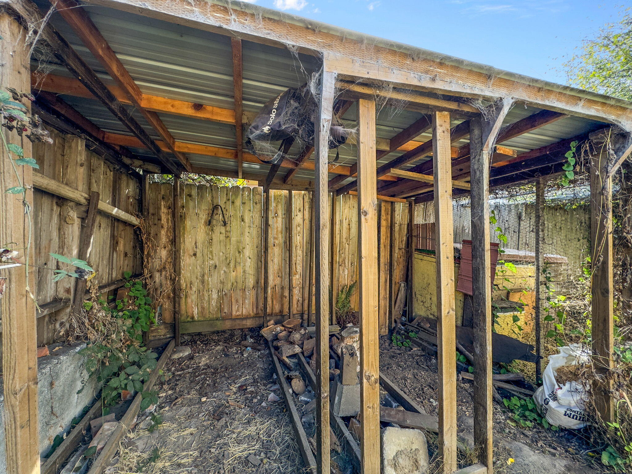 2153 Albee Street