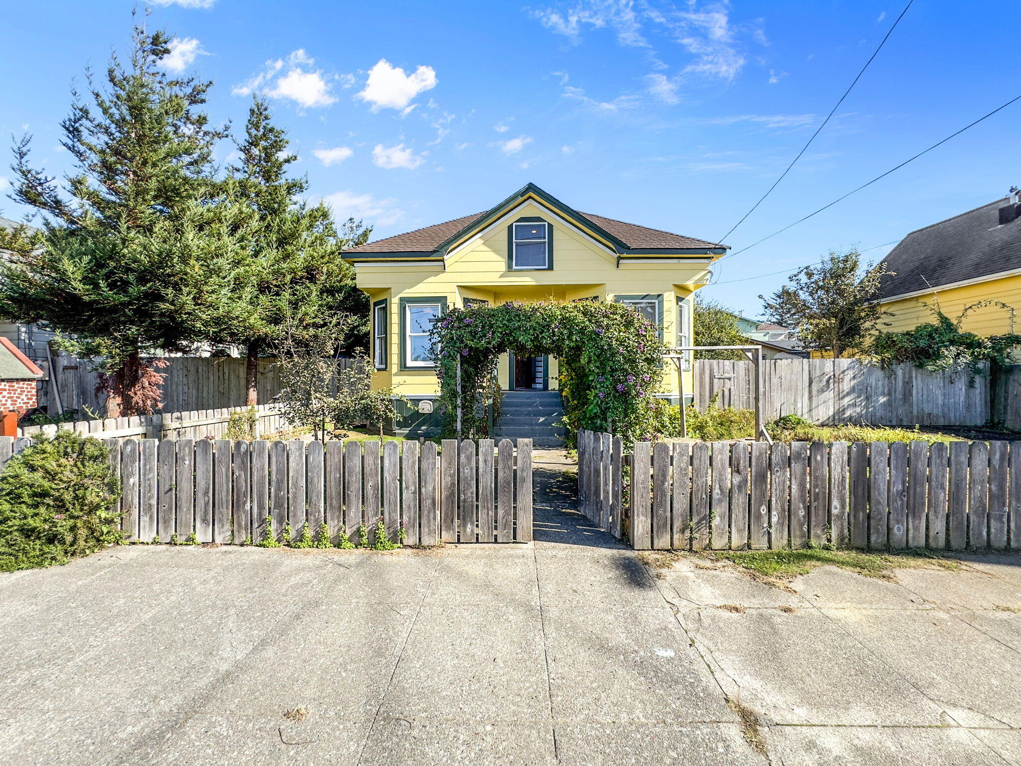2153 Albee Street