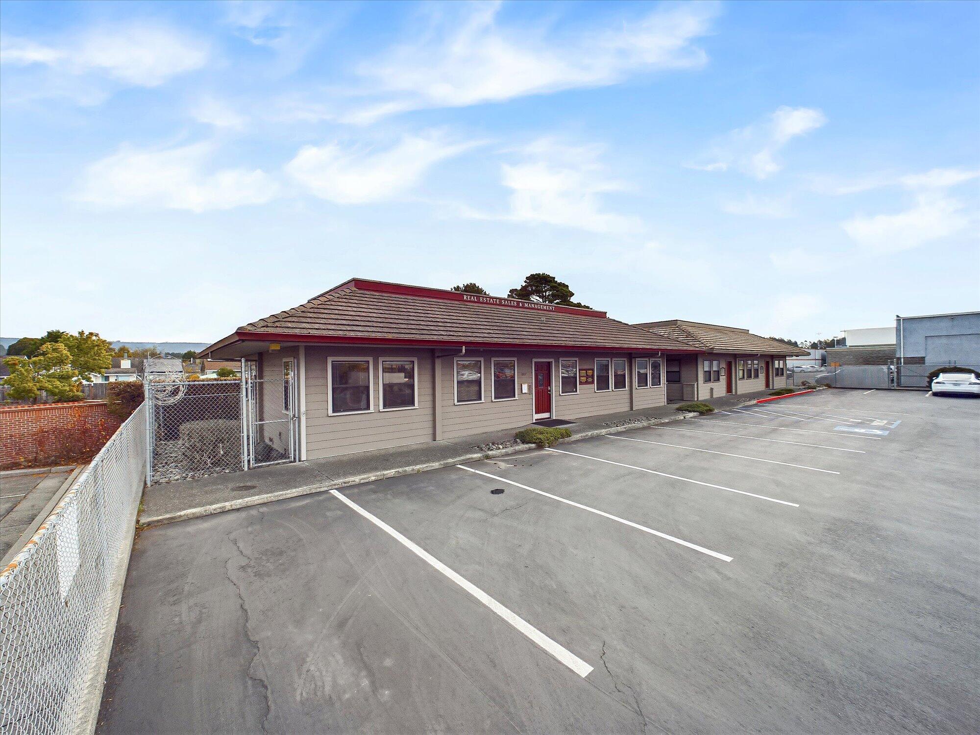 1807 Central Avenue, McKinleyville