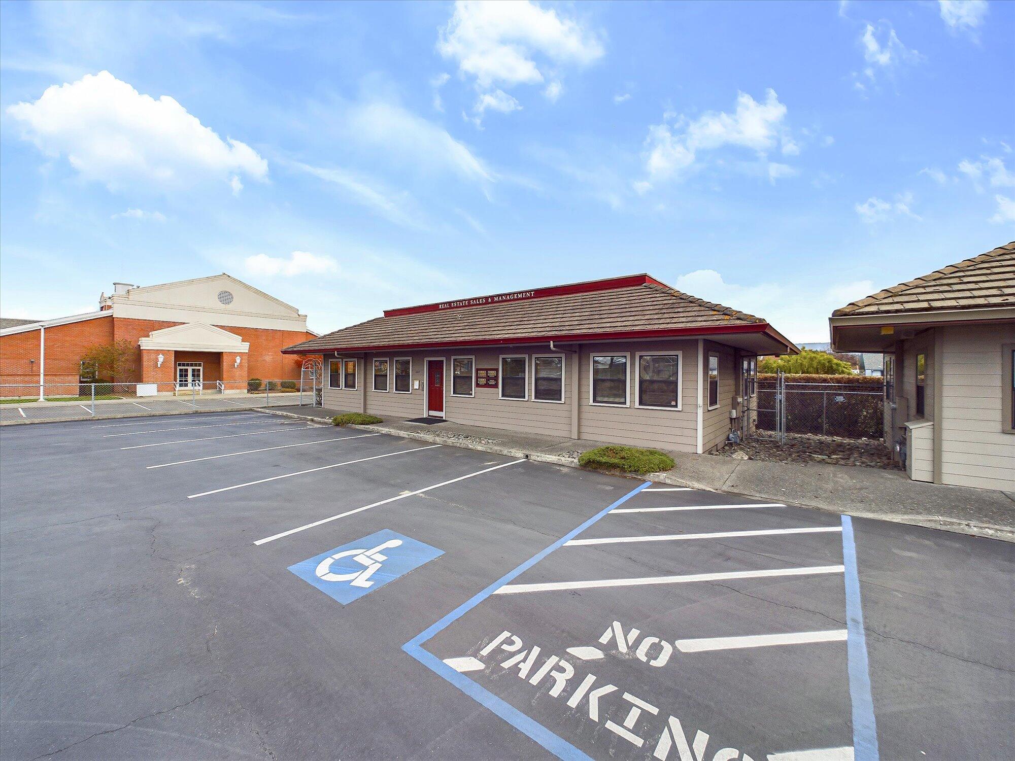 1807 Central Avenue, McKinleyville
