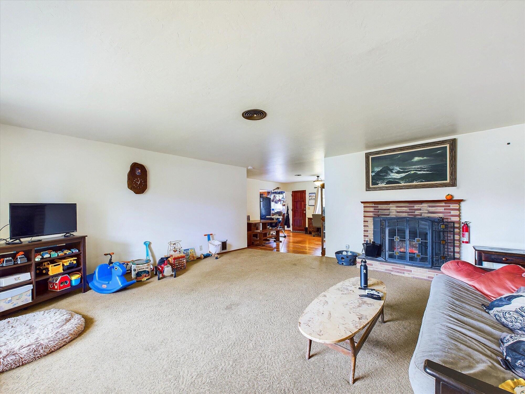 4597 Campton Road