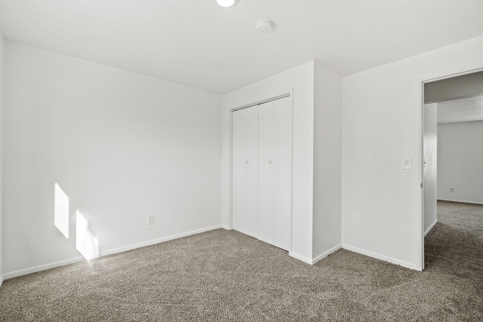 858 6th Street