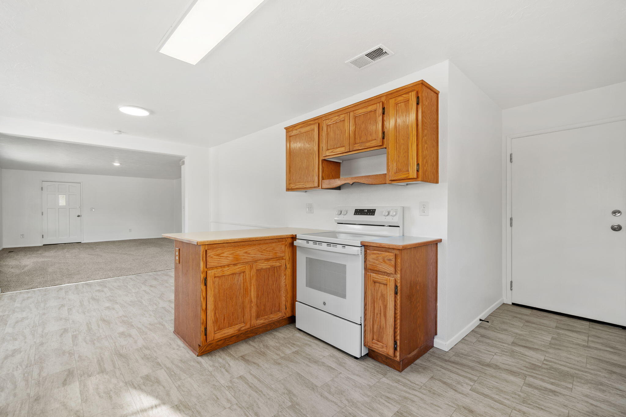 858 6th Street