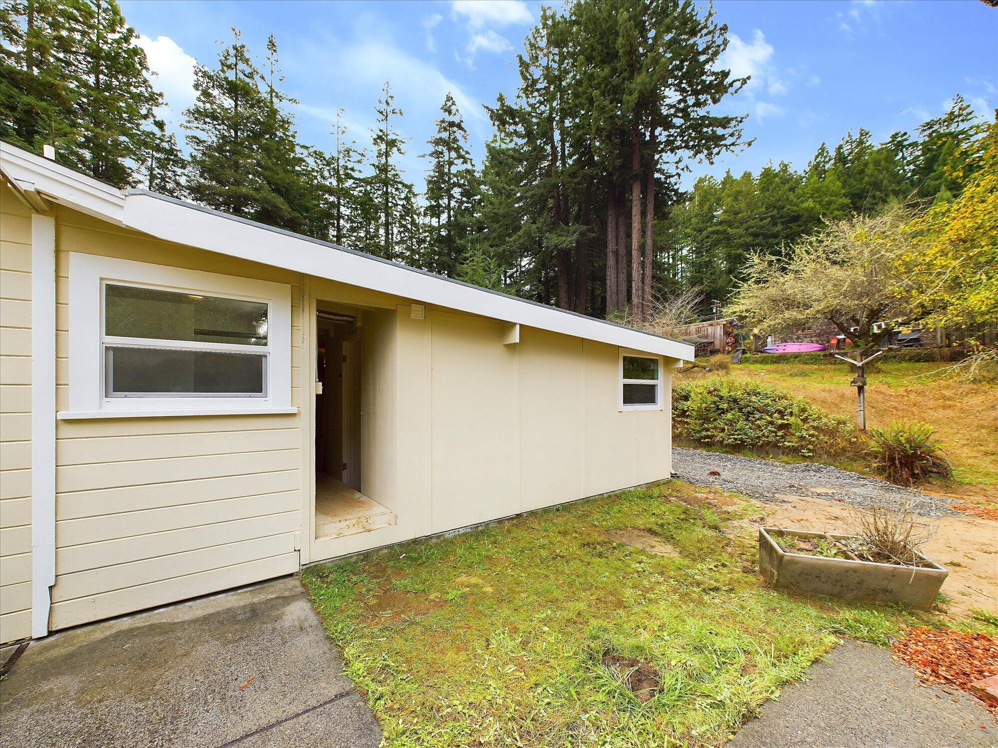 3746 Mitchell Road