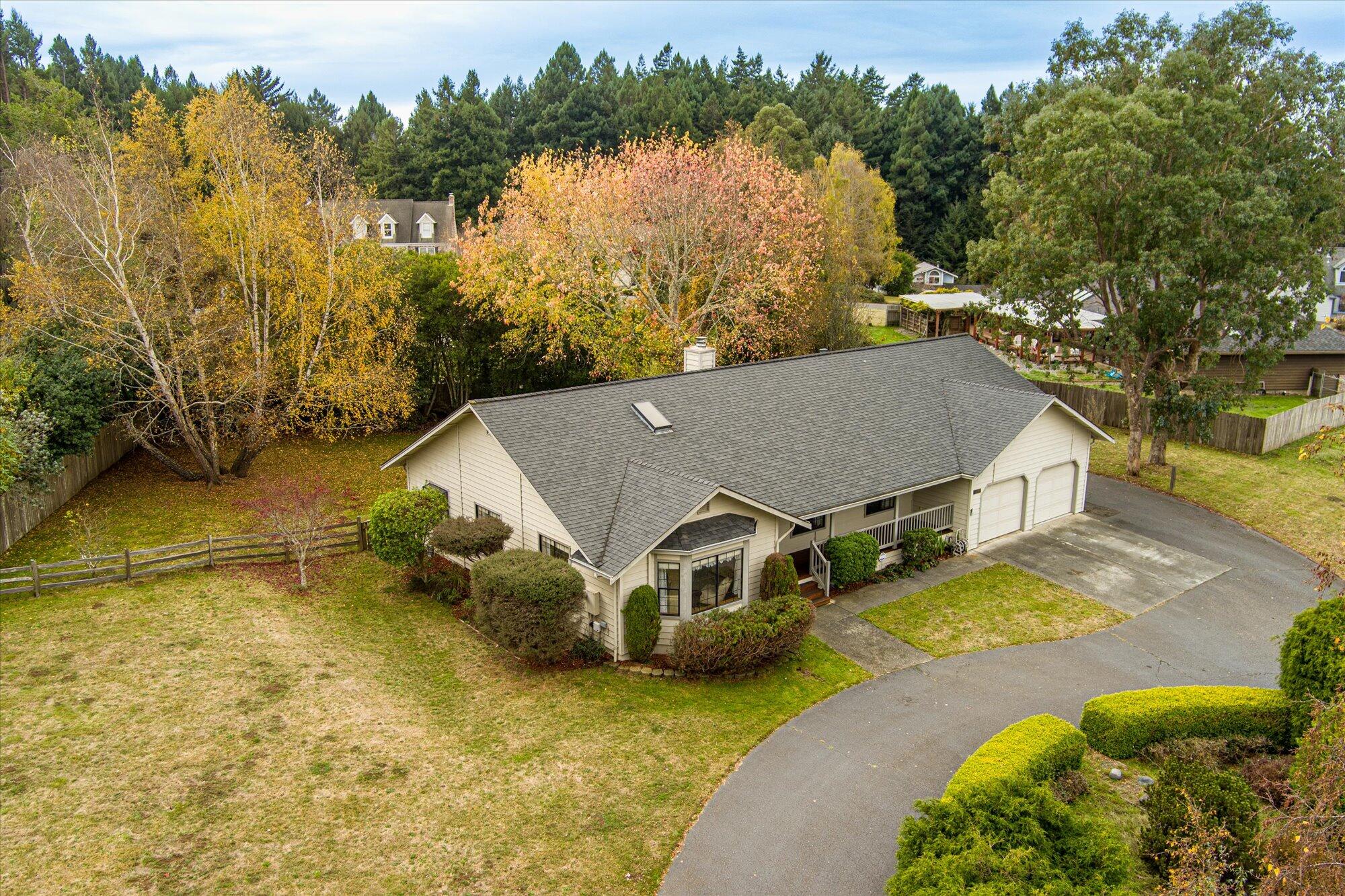 1884 Bartow Road, McKinleyville