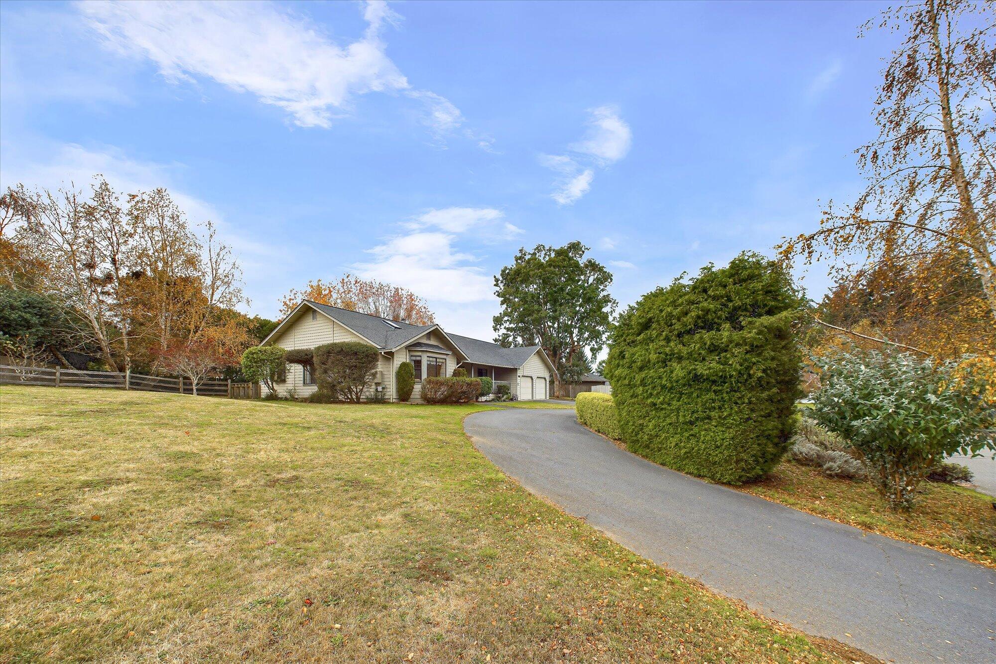 1884 Bartow Road, McKinleyville