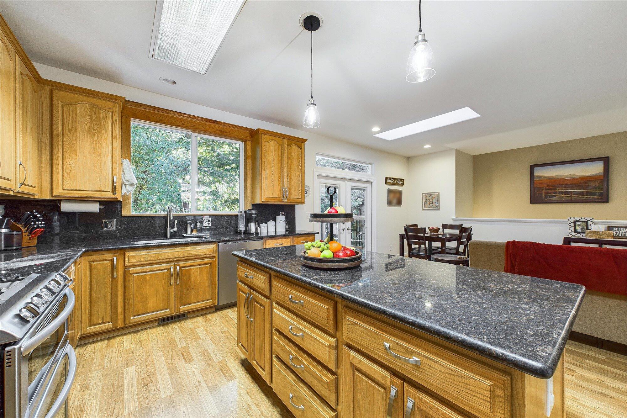 2105 Ardagh Court