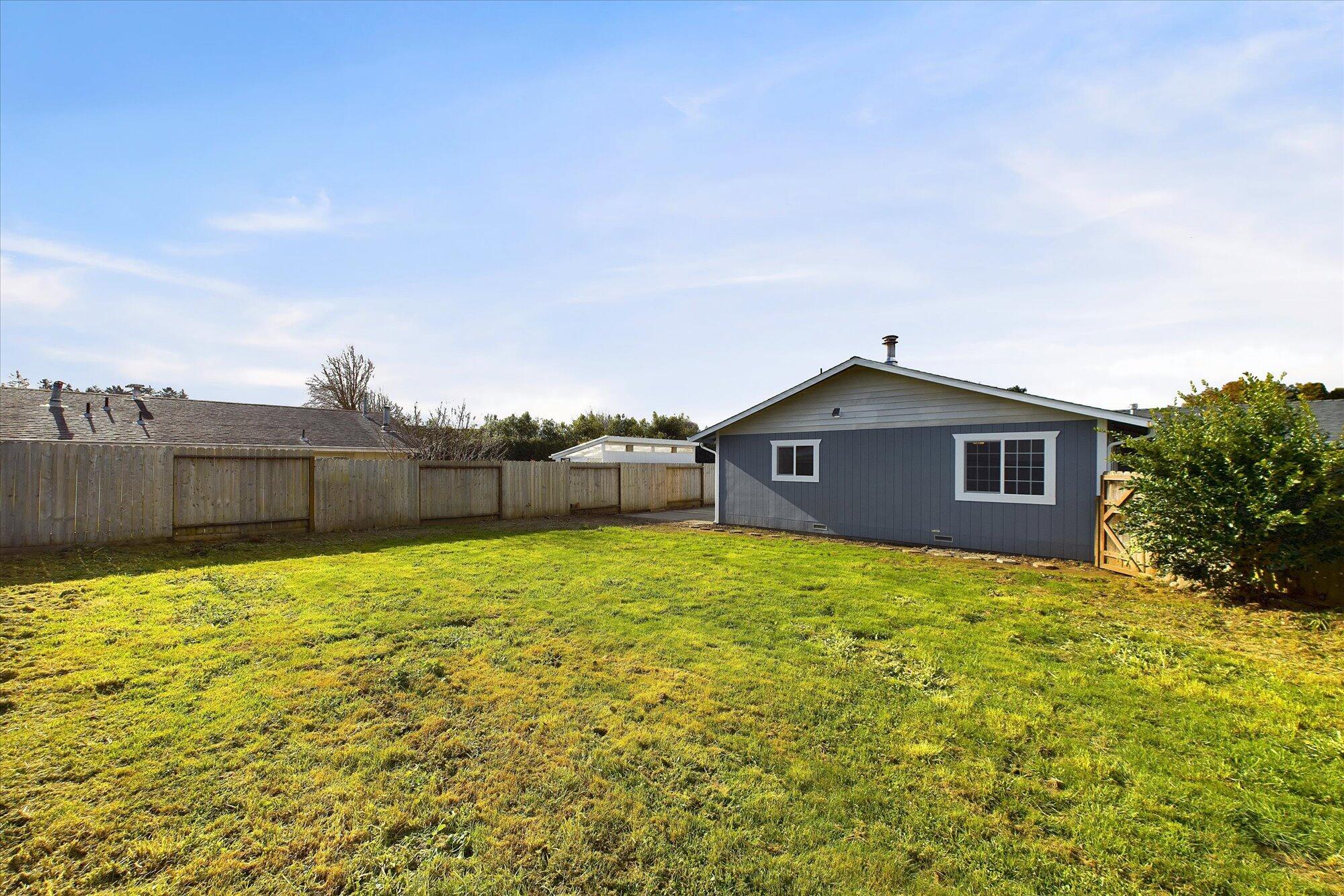 1450 Dena Drive, McKinleyville