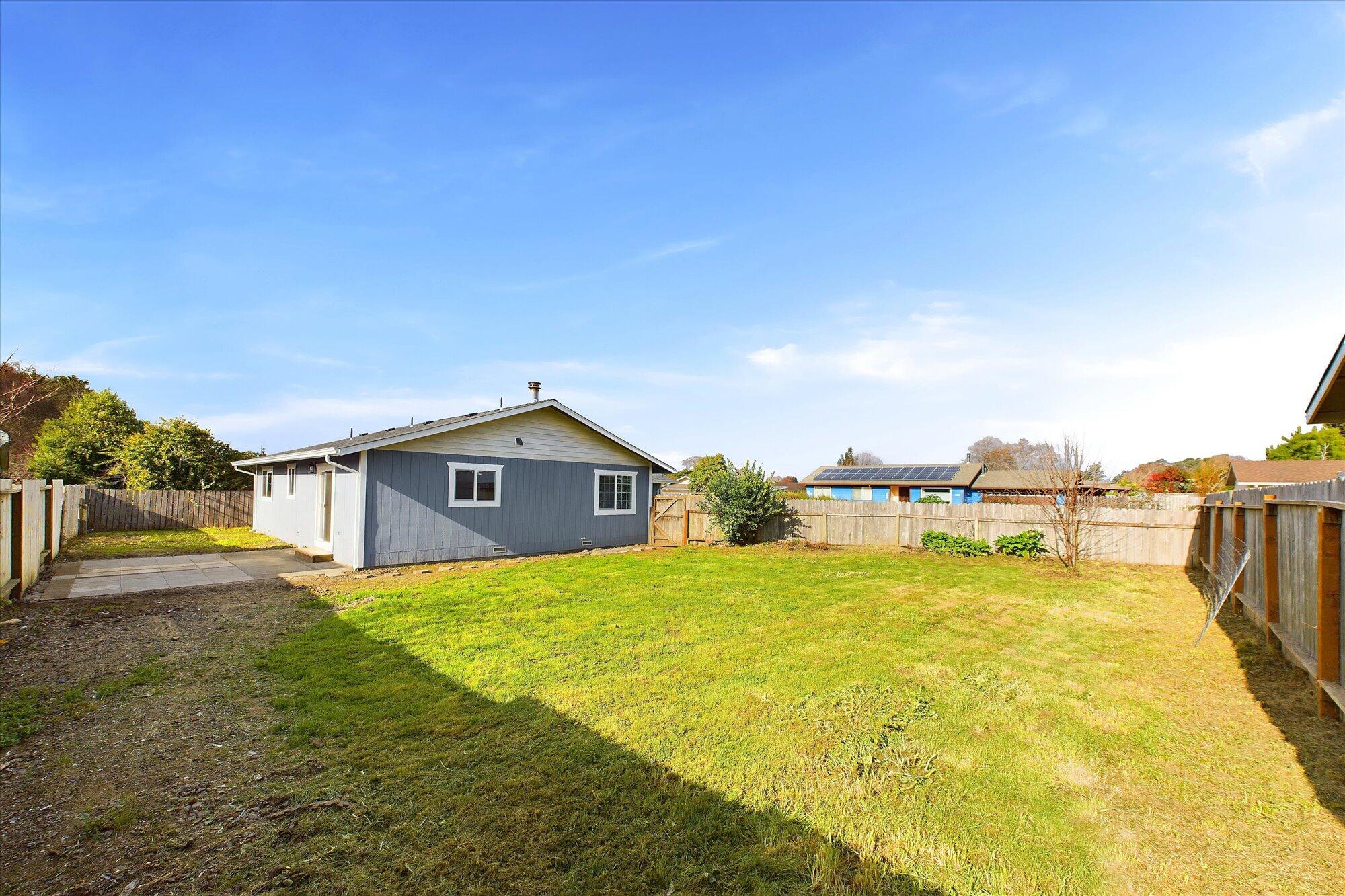 1450 Dena Drive, McKinleyville