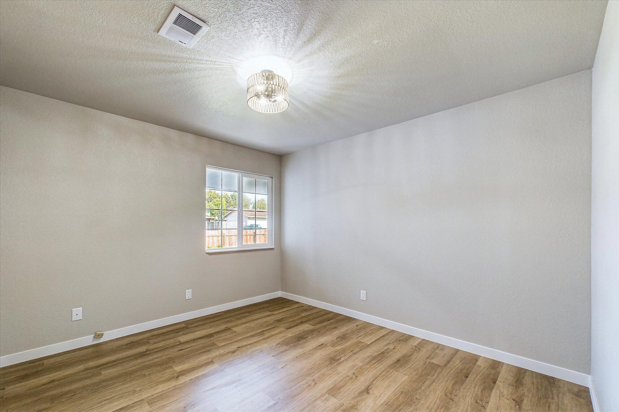 1450 Dena Drive, McKinleyville