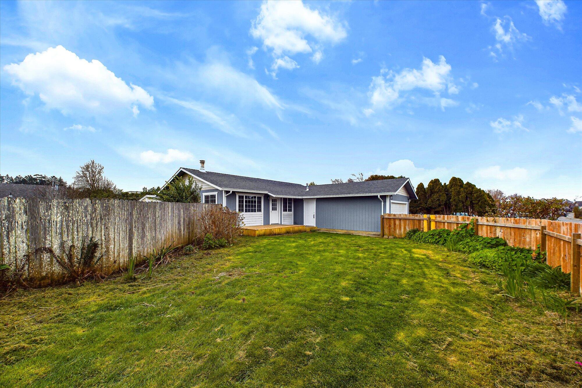 1450 Dena Drive, McKinleyville