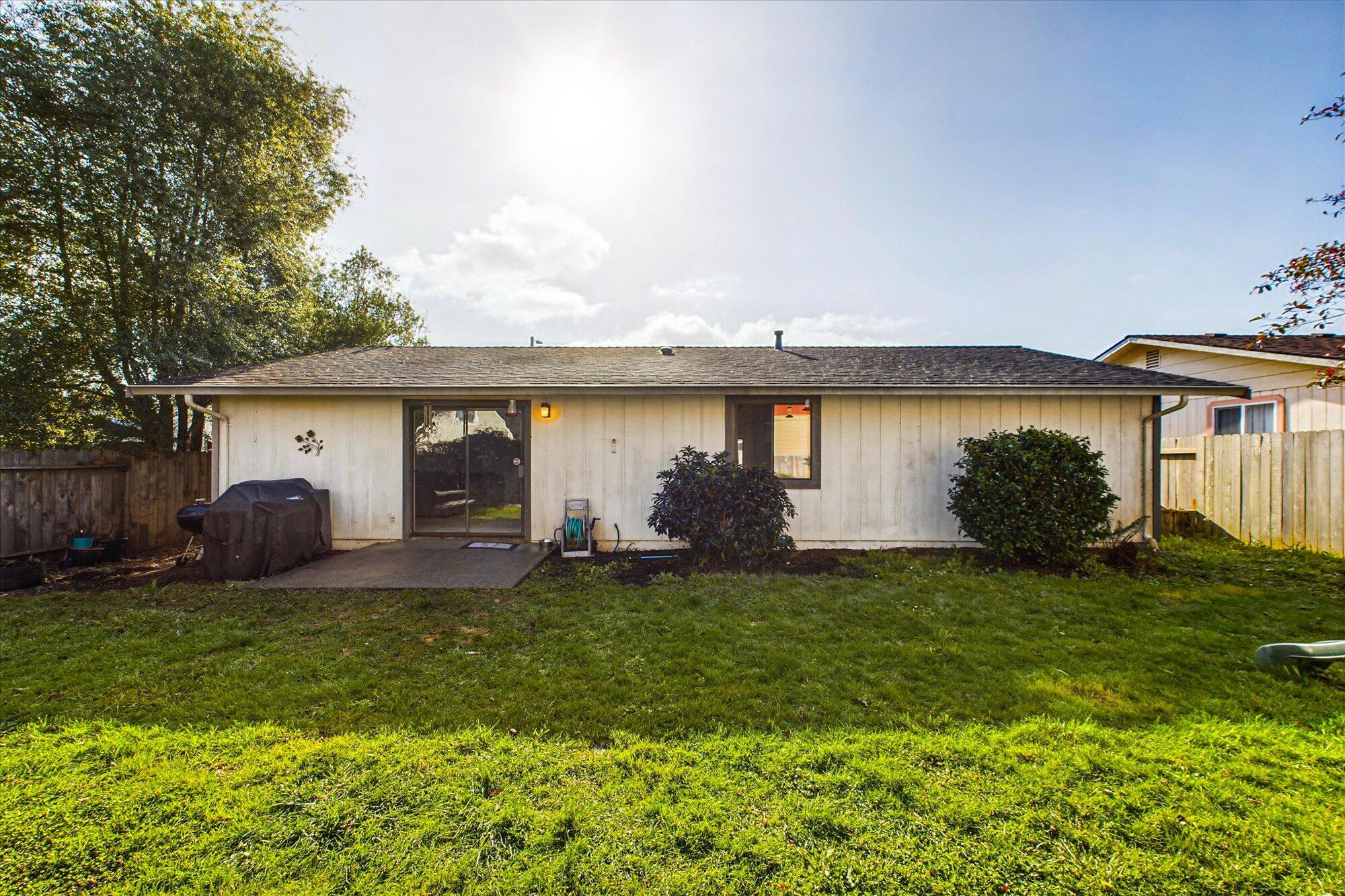 1951 Holly Drive, McKinleyville