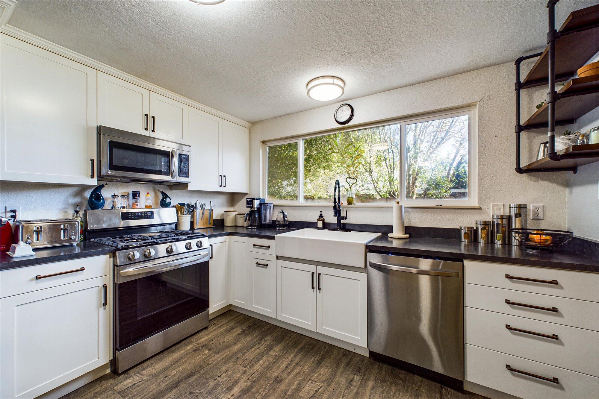 1951 Holly Drive, McKinleyville