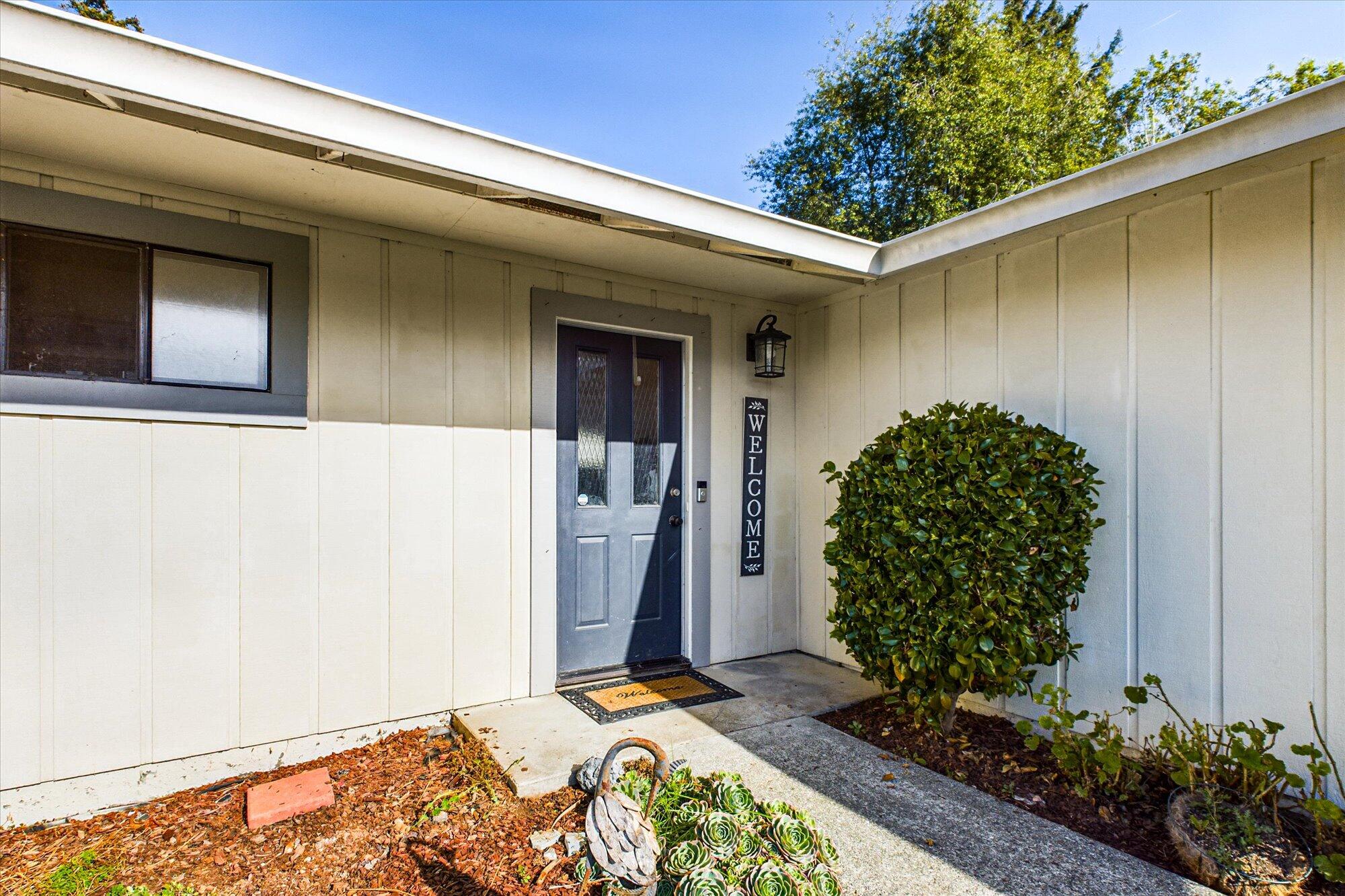 1951 Holly Drive, McKinleyville