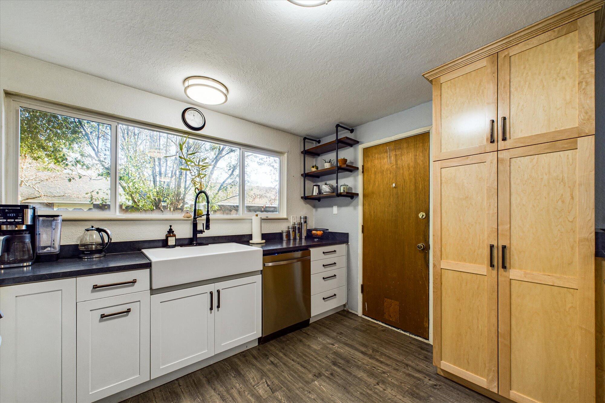 1951 Holly Drive, McKinleyville