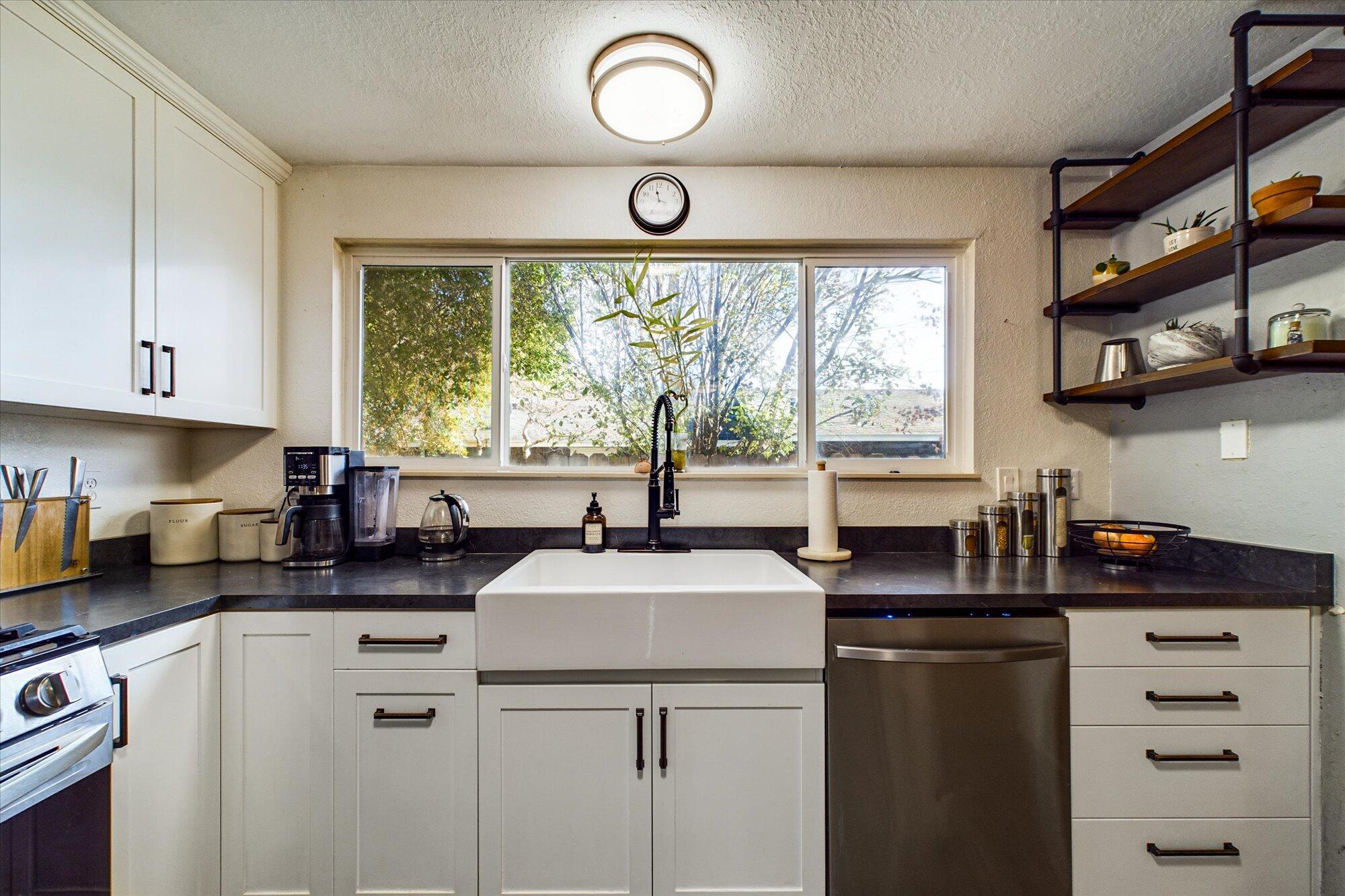 1951 Holly Drive, McKinleyville