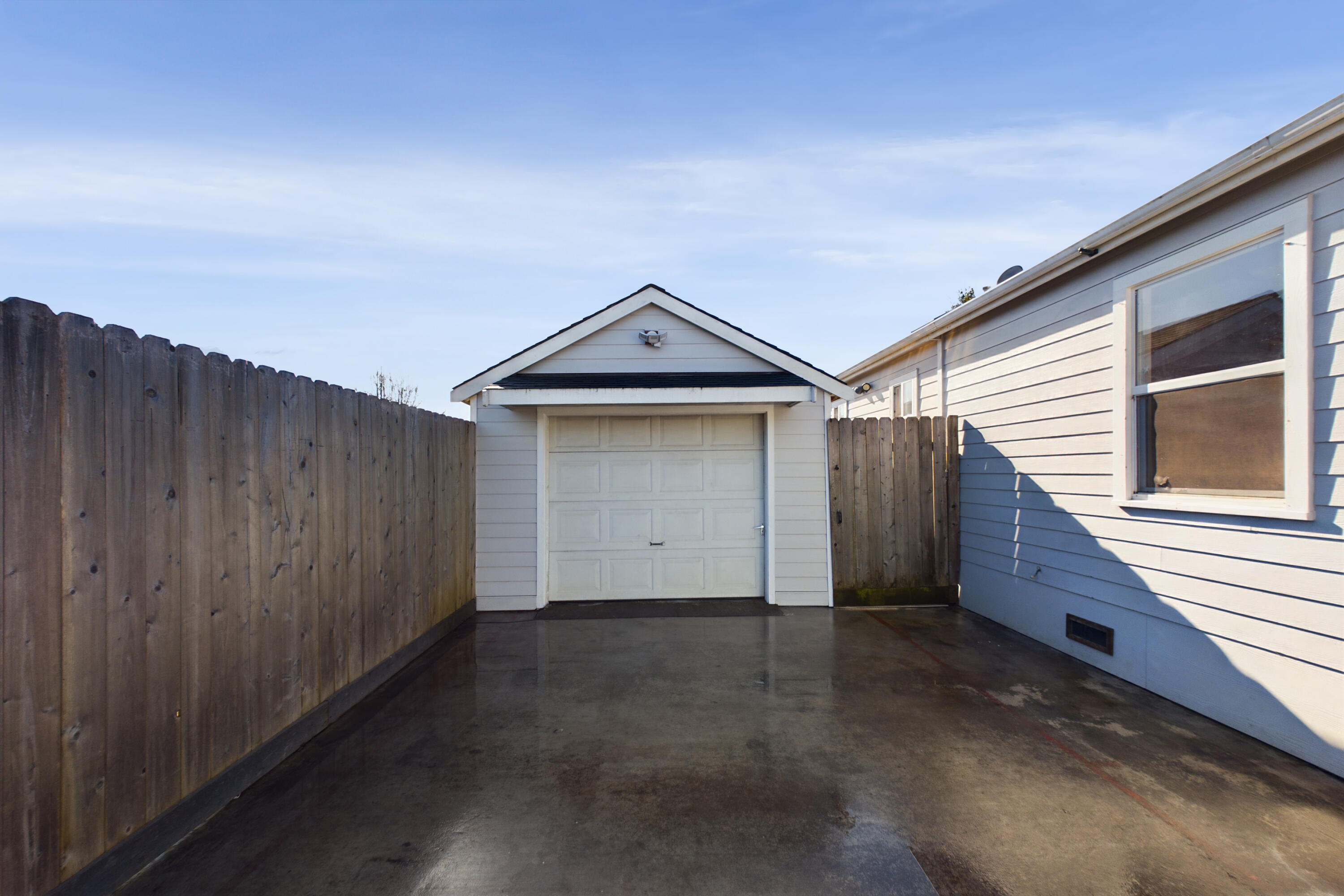 1112 Hodgson Street
