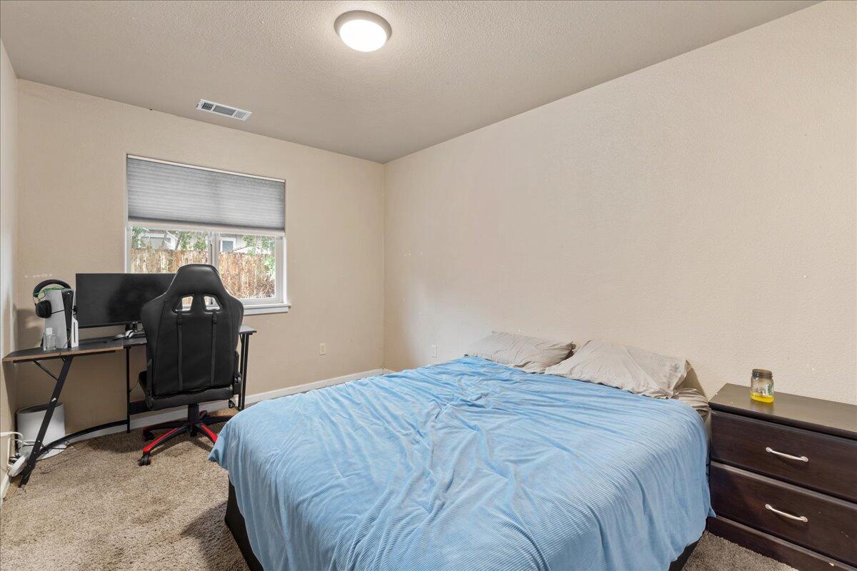 2344 Kellog Place