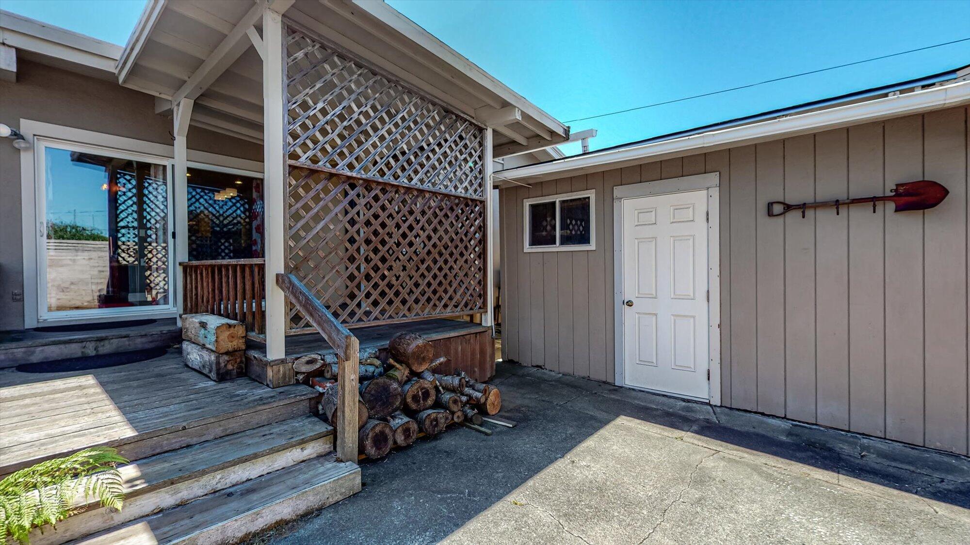 727 Huntoon Street