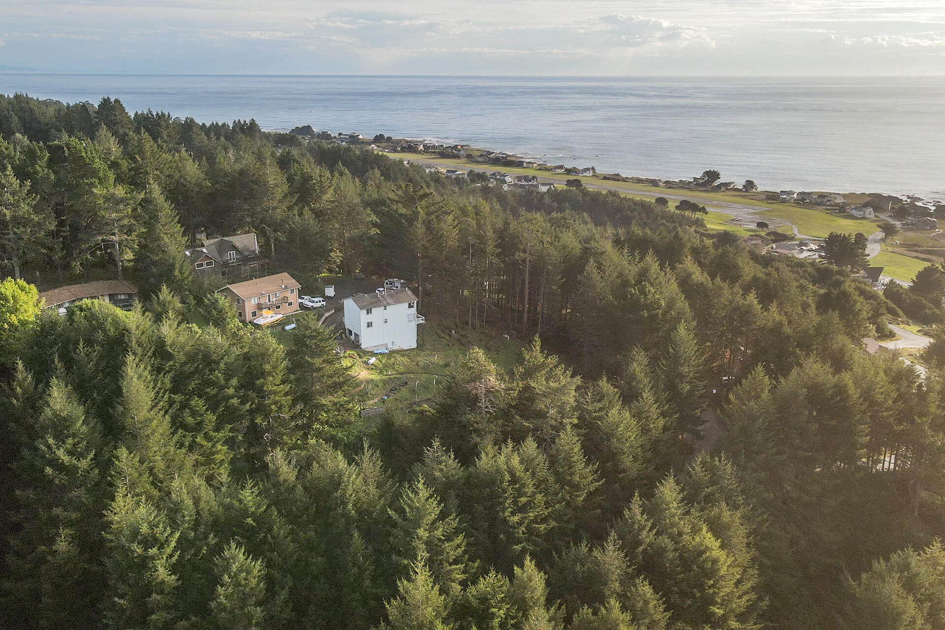 694 Upper Pacific Drive