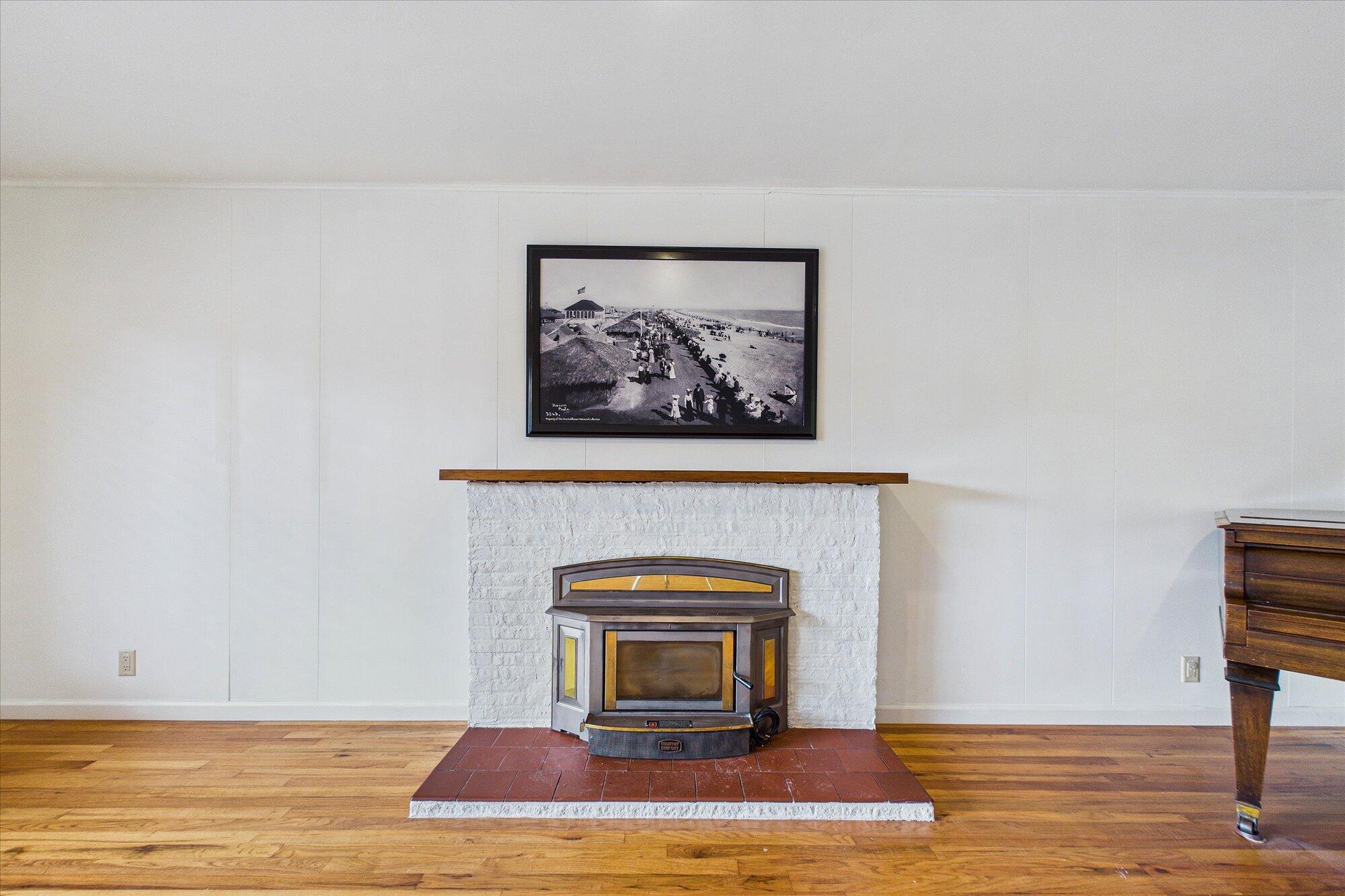 1939 Holly Street