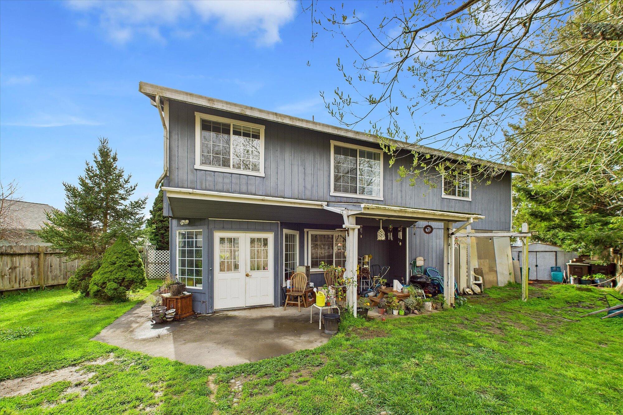 1727 Bluejay Court