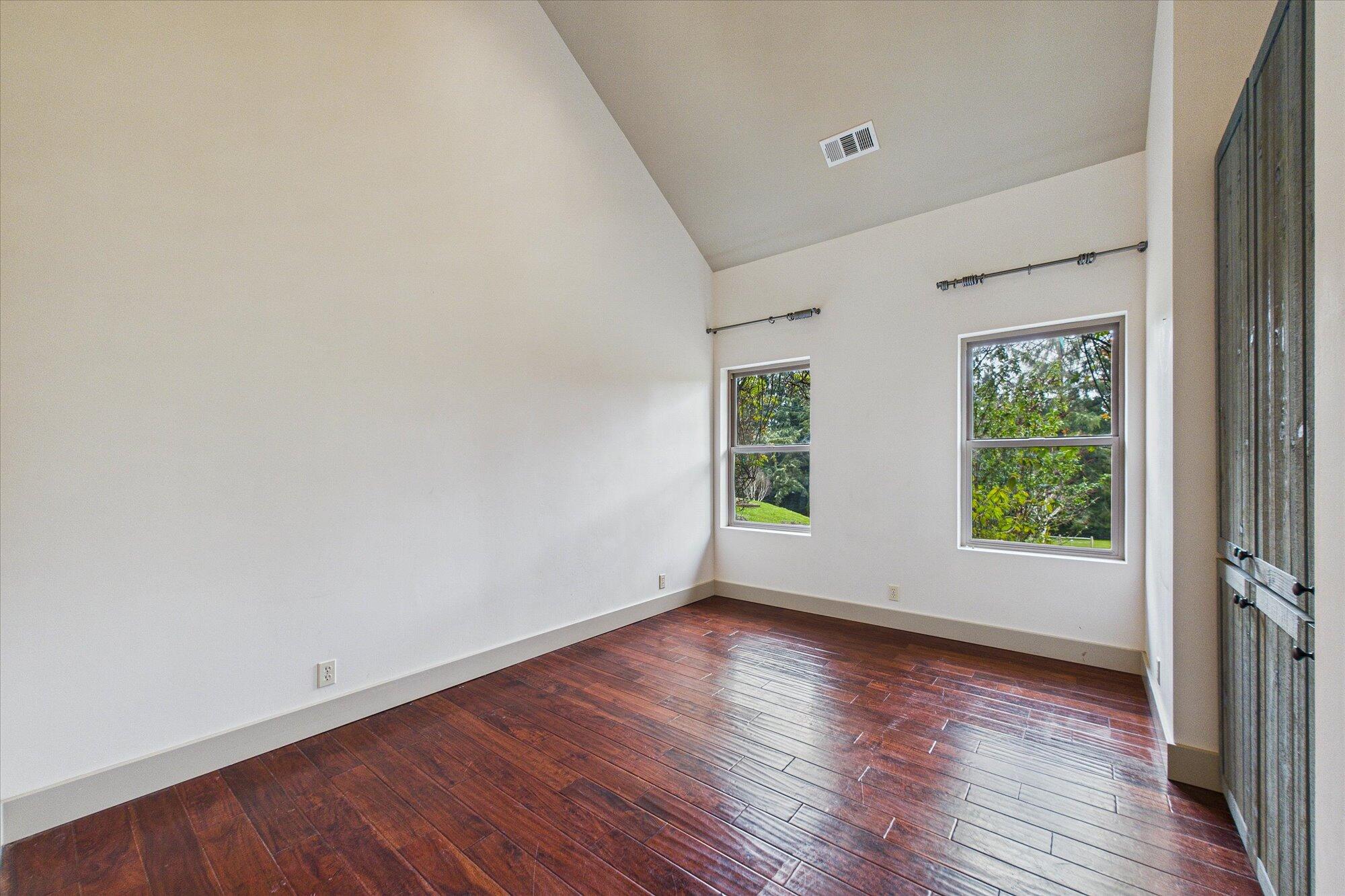 3200/3204 Buttermilk Lane