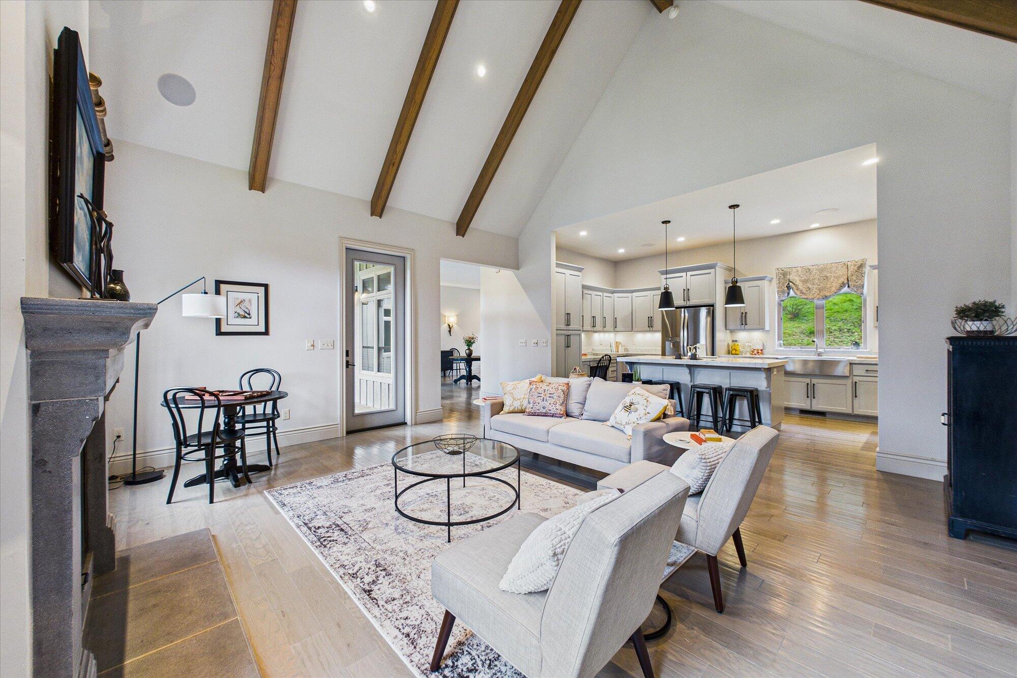 3200/3204 Buttermilk Lane