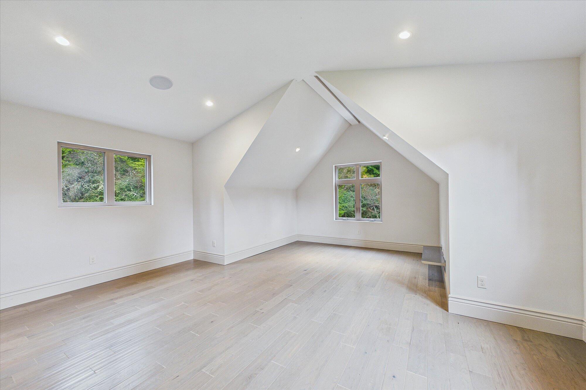3200/3204 Buttermilk Lane