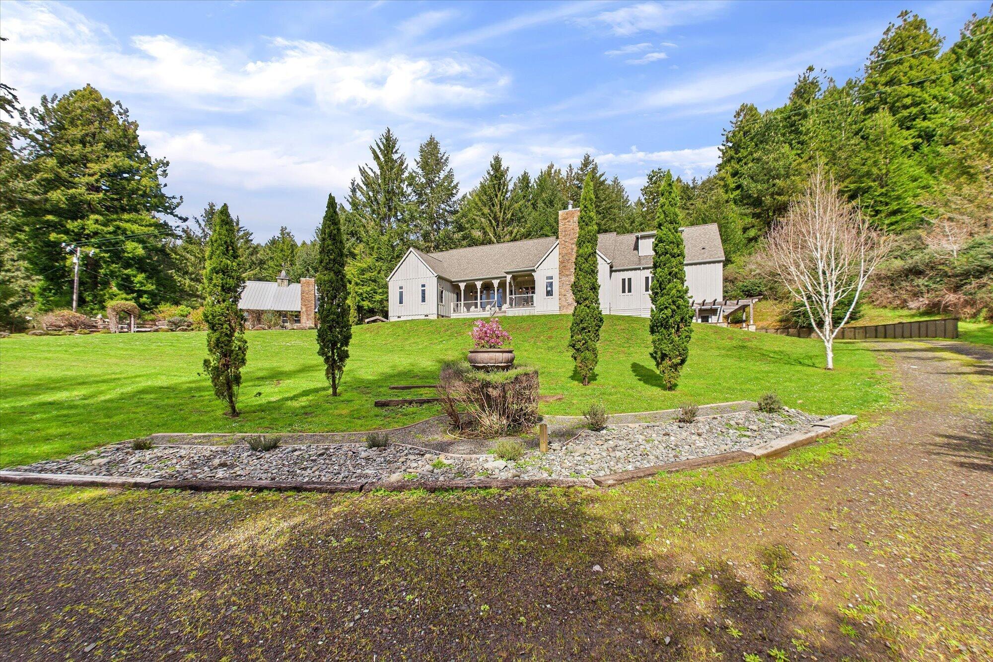 3200/3204 Buttermilk Lane